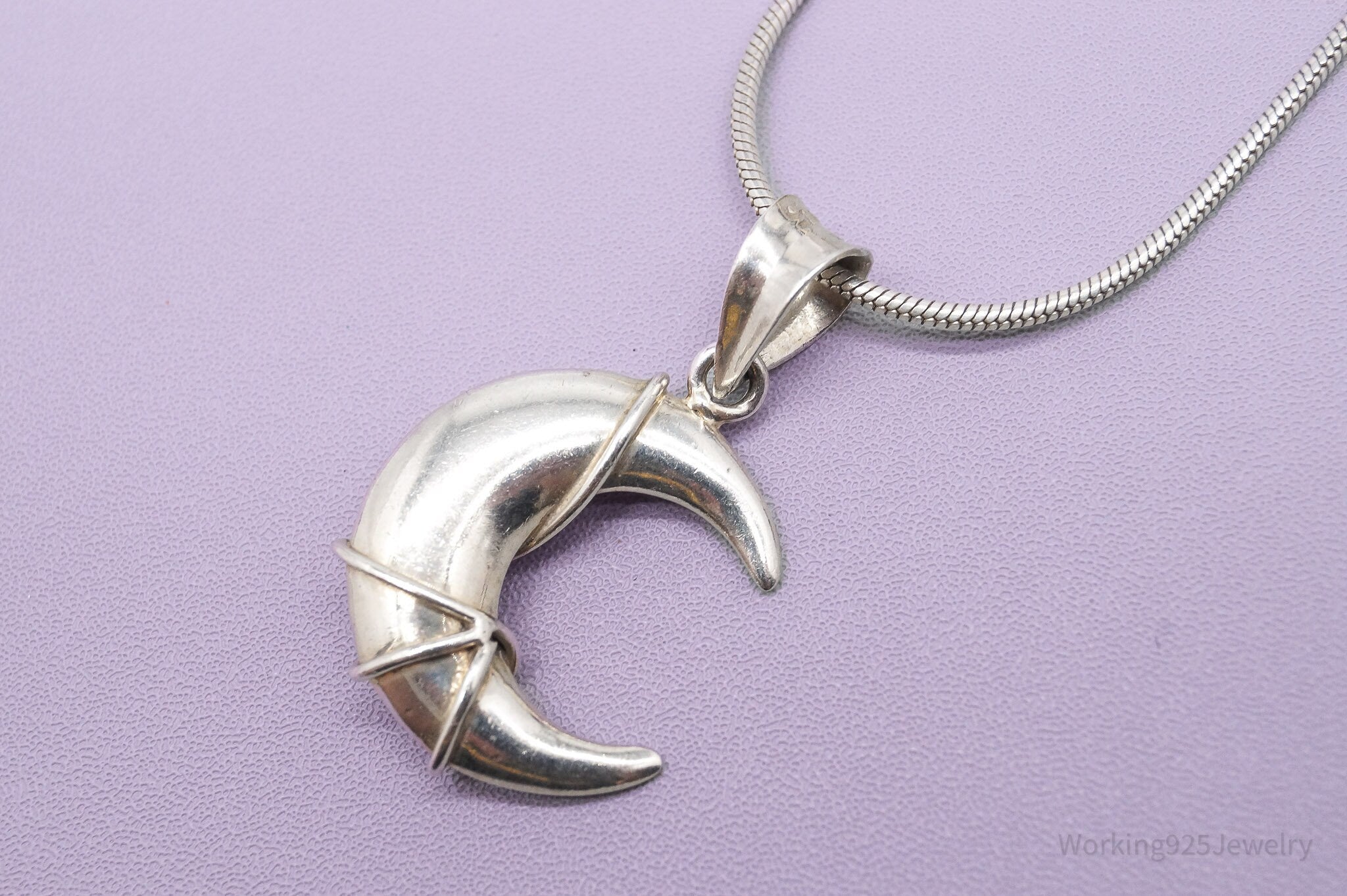 Vintage Crescent Moon Sterling Silver Necklace 18"