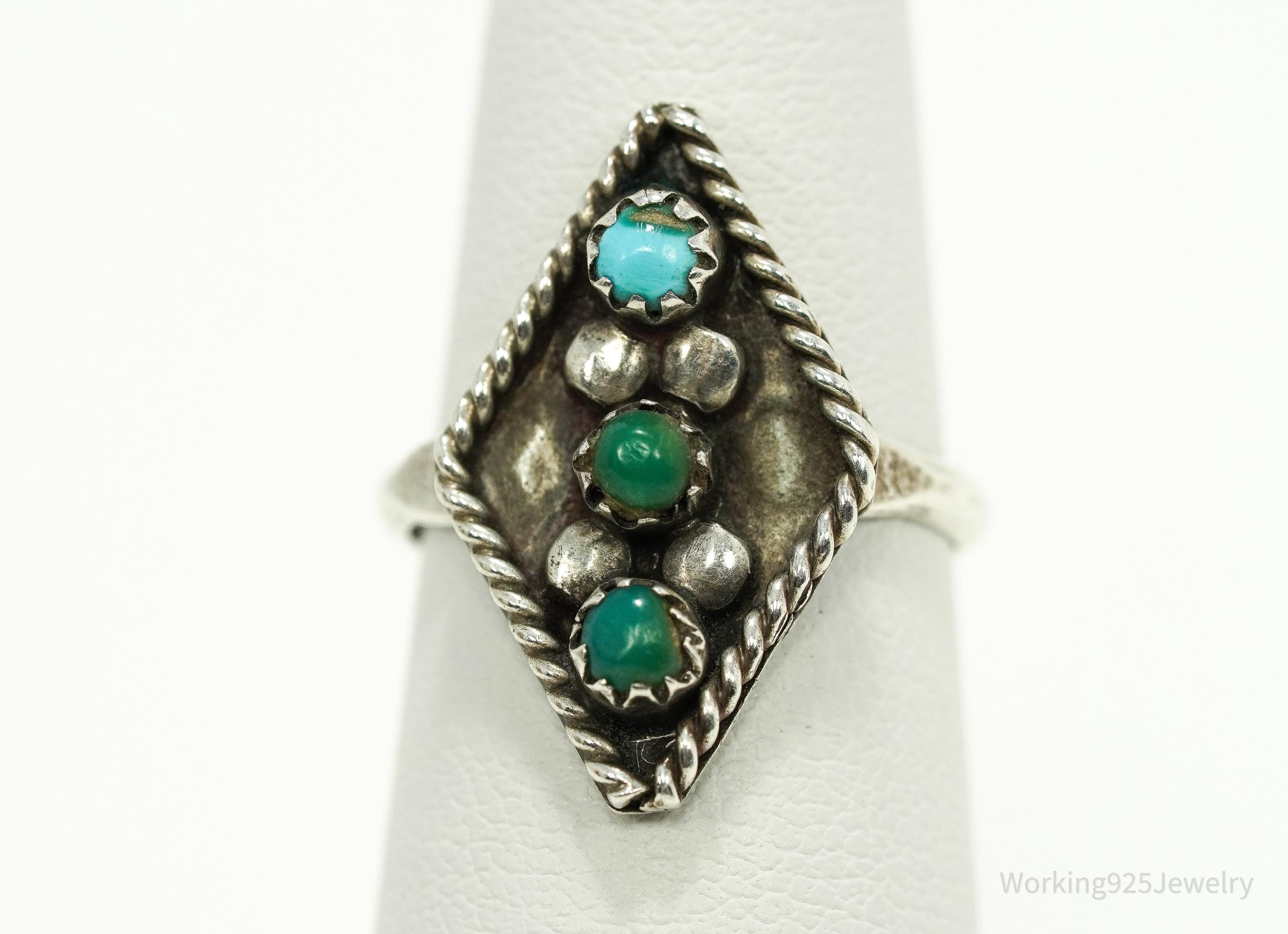 Vintage Handmade Native American Turquoise Unsigned Silver Ring - Size 5.75