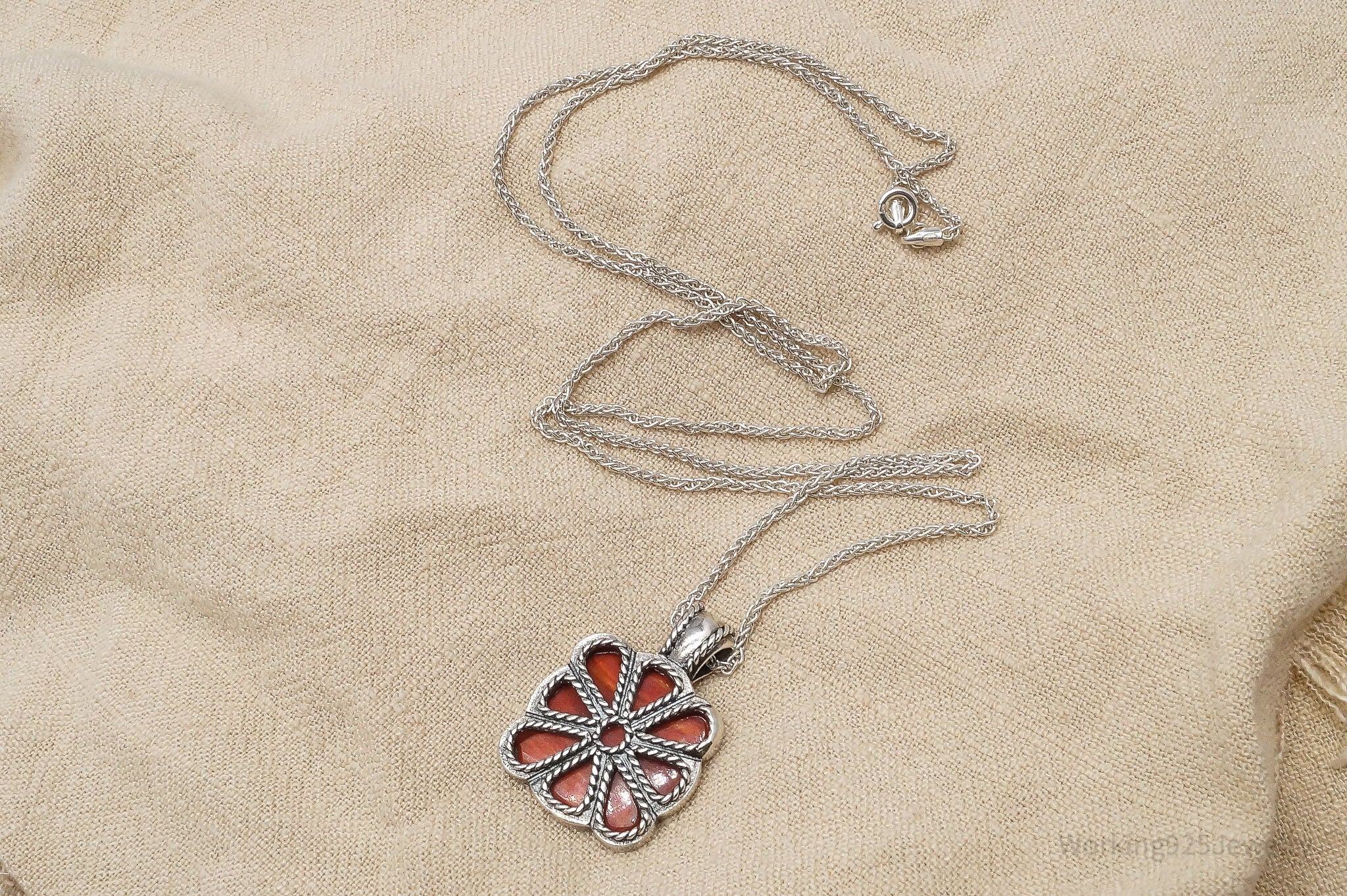 Vintage Spiny Shell Oyster Flower Sterling Silver Necklace 22"