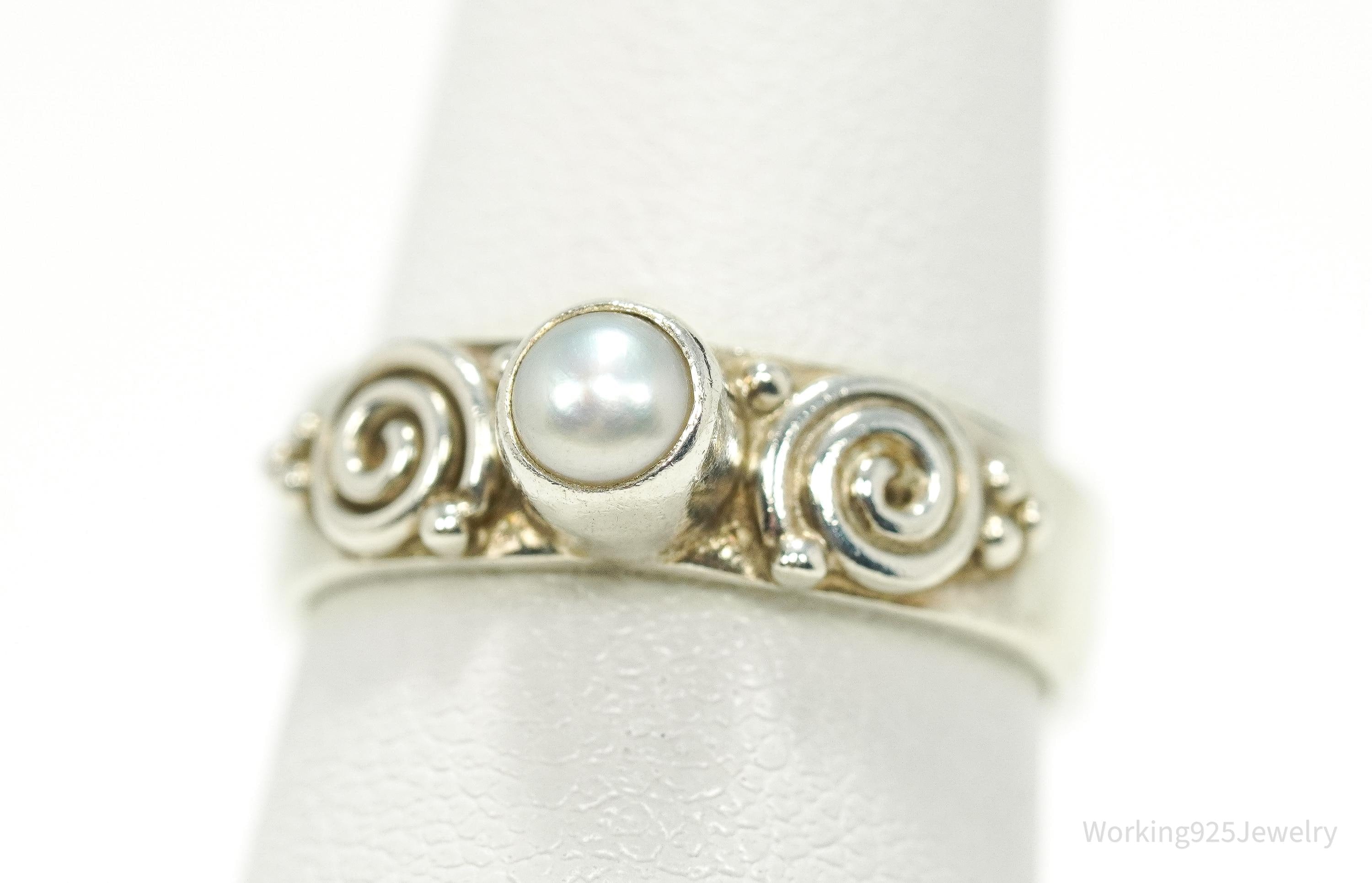 Vintage White Pearl Silver Ring - Size 5.75