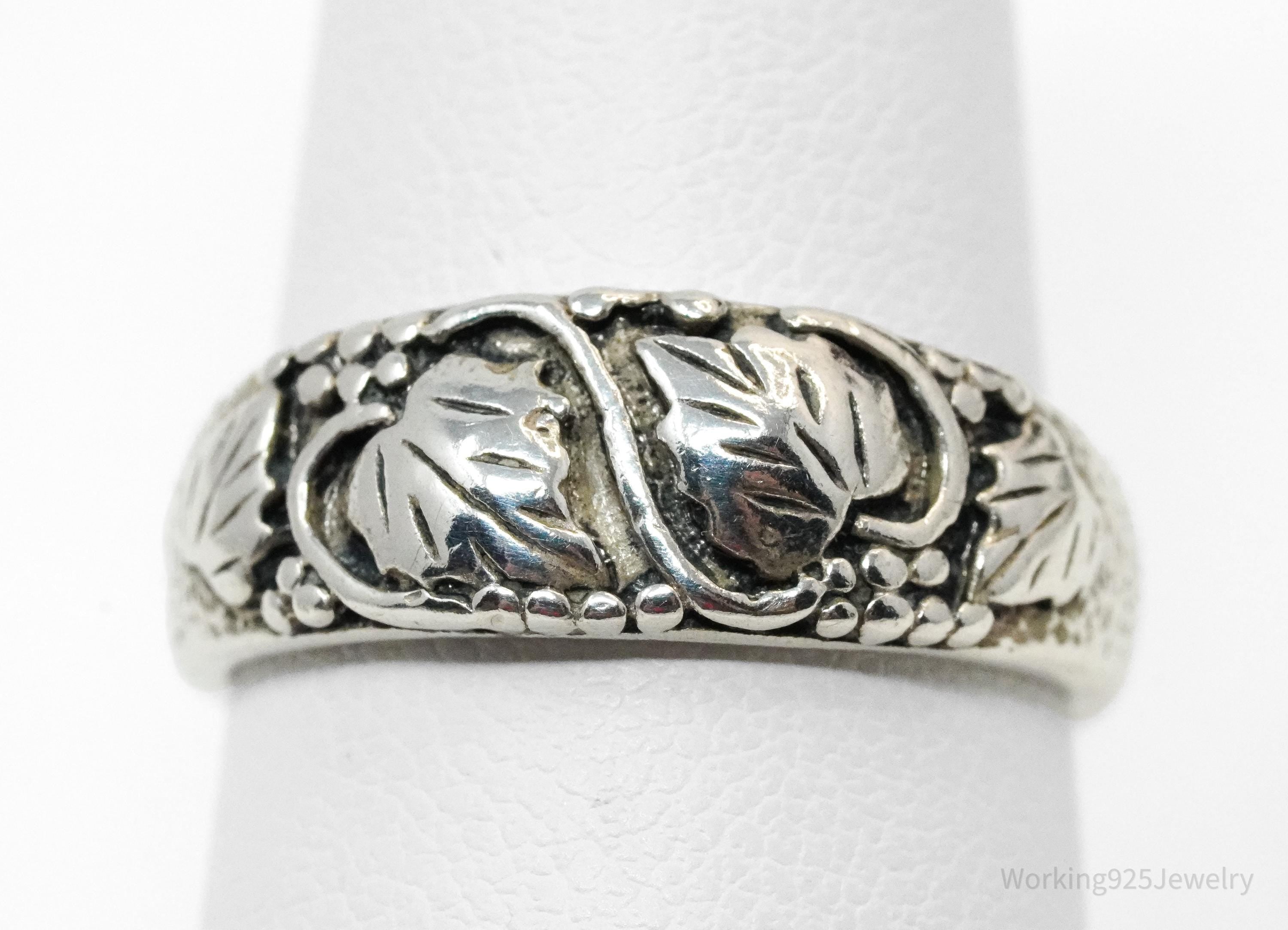 Vintage Grape Vine Leaves Sterling Silver Band Ring - Size 6.75