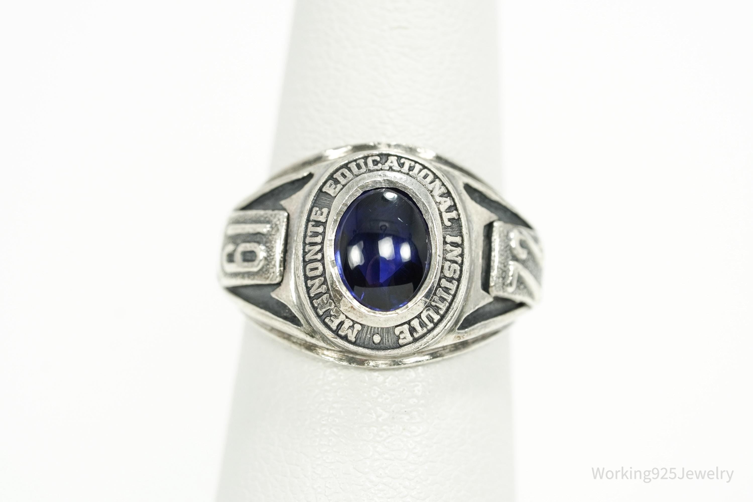 Vintage 1972 Mennonite Educational Institute Blue Sapphire Sterling Silver Ring -Size 5