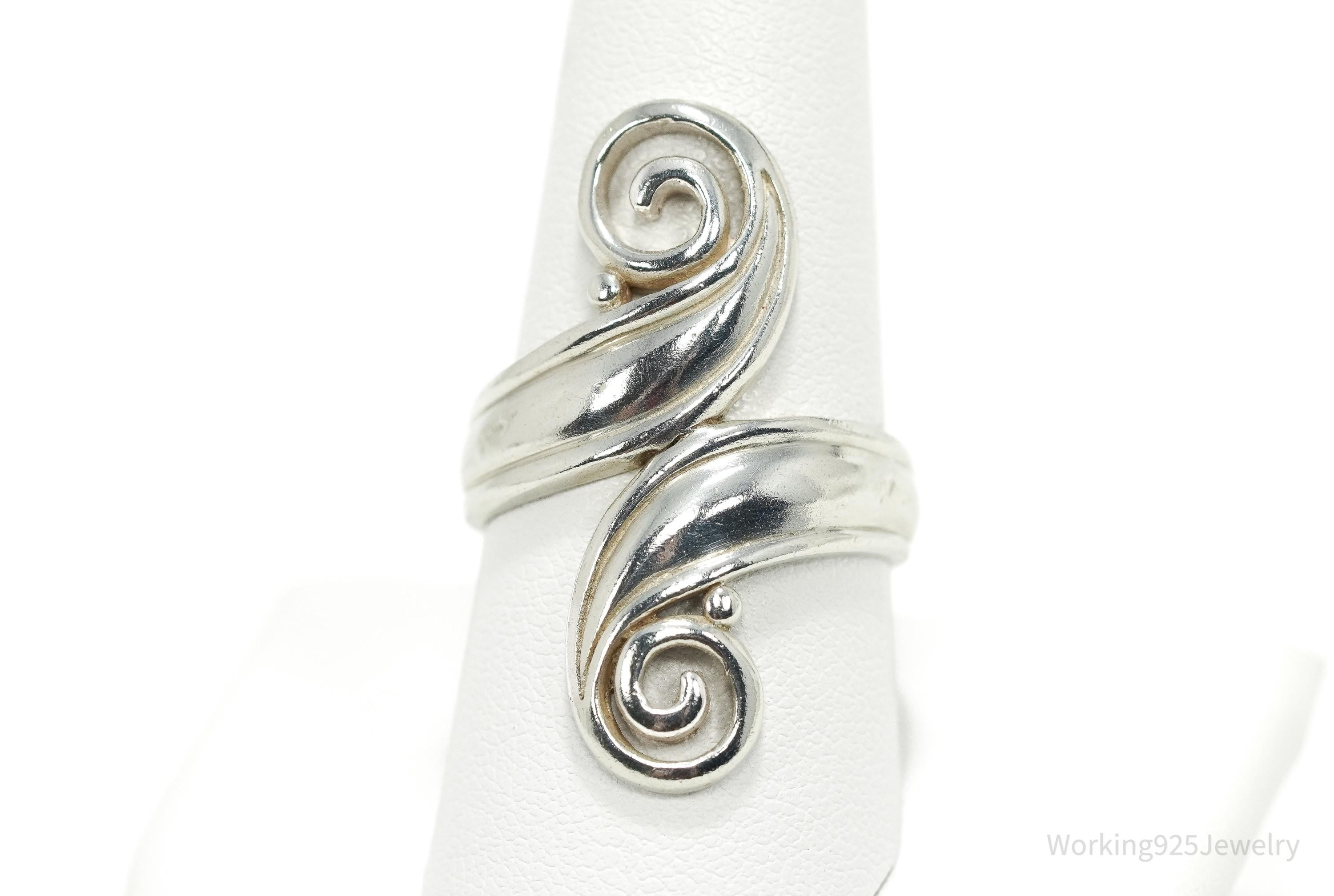 Vintage Spiral Modernist Sleek Sterling Silver Ring - Size 9.25