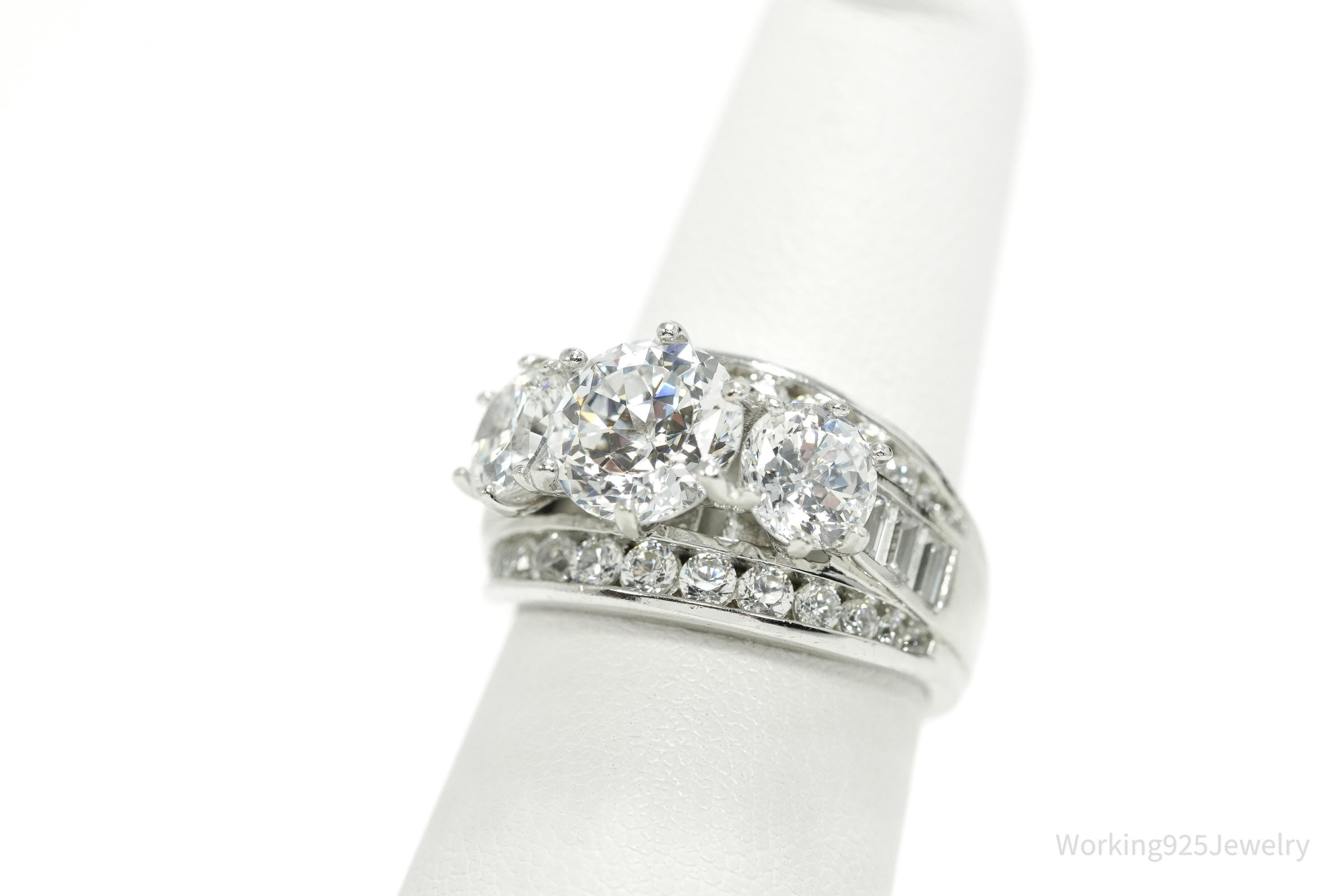 Vintage Cubic Zirconia Platinum Clad Sterling Silver Ring - Size 6.25