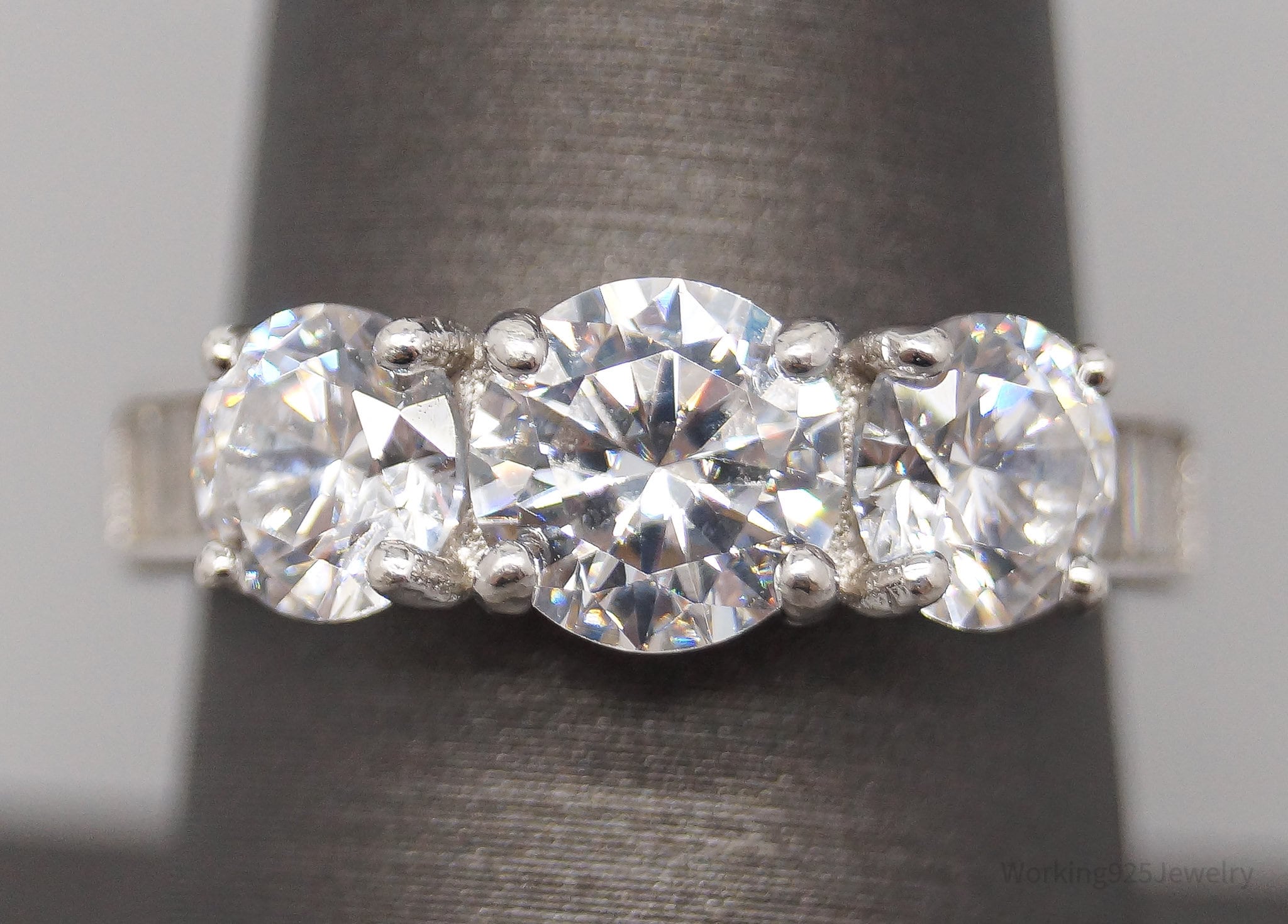 Vintage YGI Cubic Zirconia Sterling Silver Ring - Size 8.25