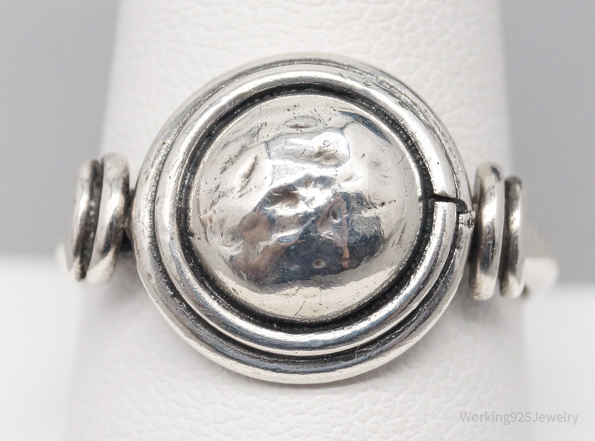 Vintaged Modernist Hammered Style Sterling Silver Ring - Size 10.5