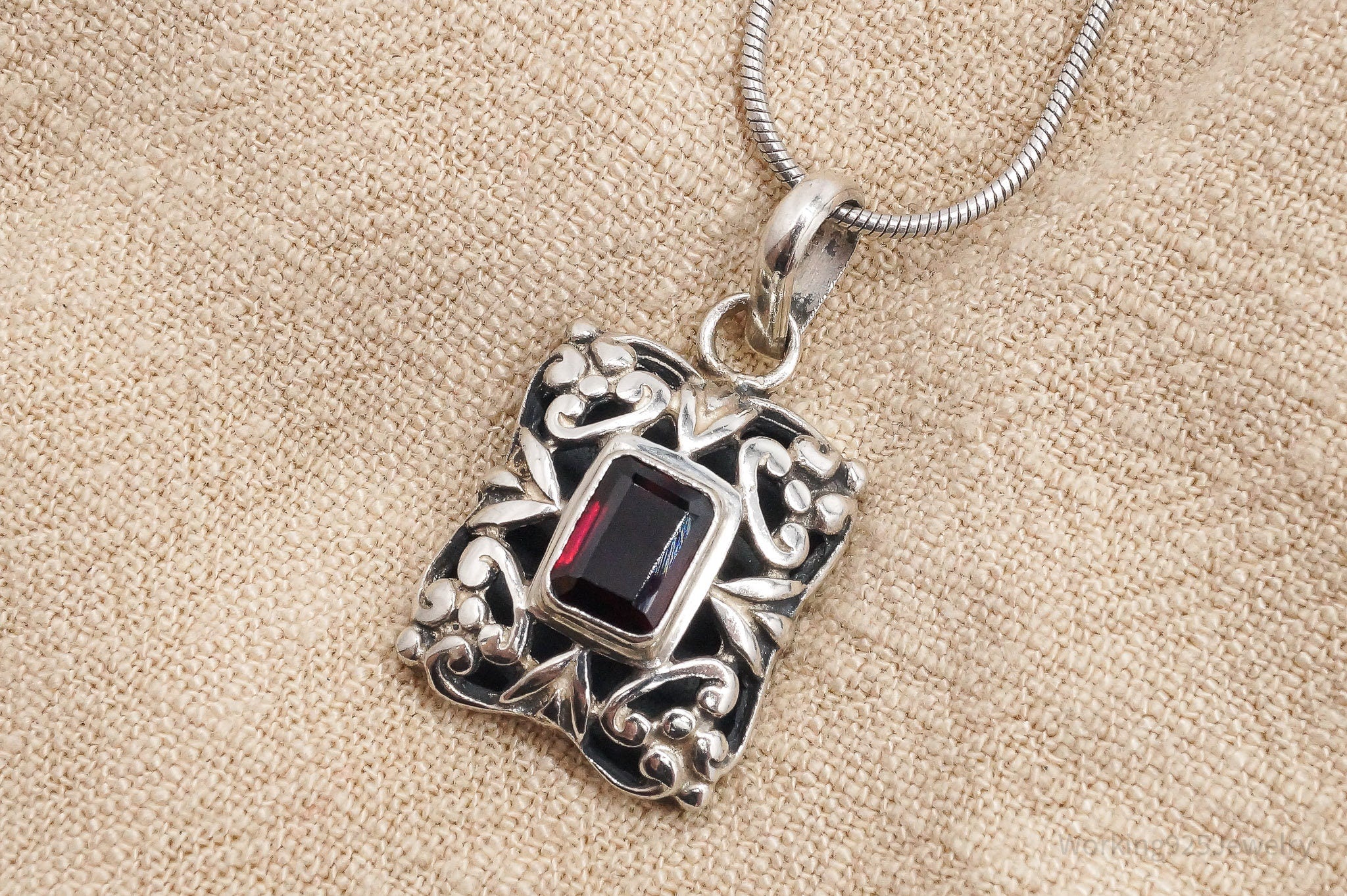 Vintage Garnet Art Deco Style Sterling Silver Necklace 18"