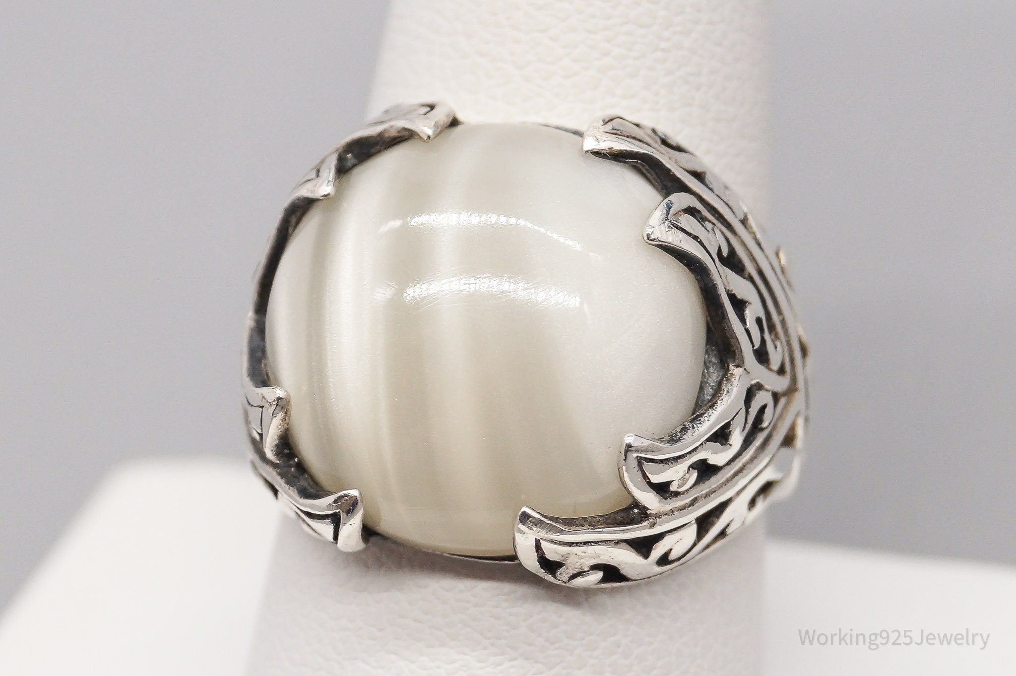 Vintage Faux White Striped Stone Sterling Silver Ring - Size 9