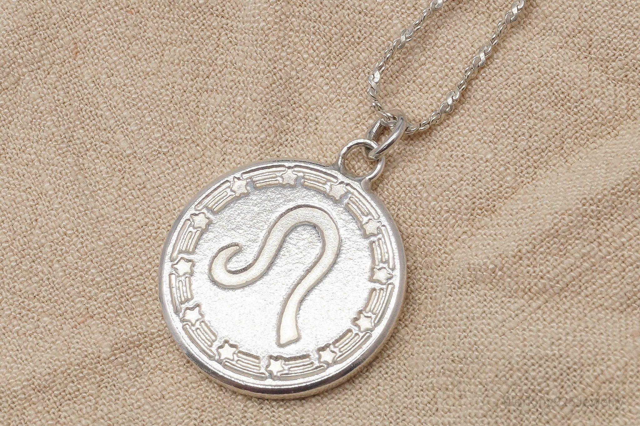 Vintage Leo Sign .999 Fine Silver Pendant Sterling Silver Chain Necklace 30"
