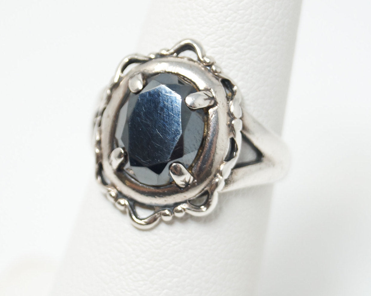 Vintage Native American Hematite Unsigned Sterling Silver Ring - Sz 6