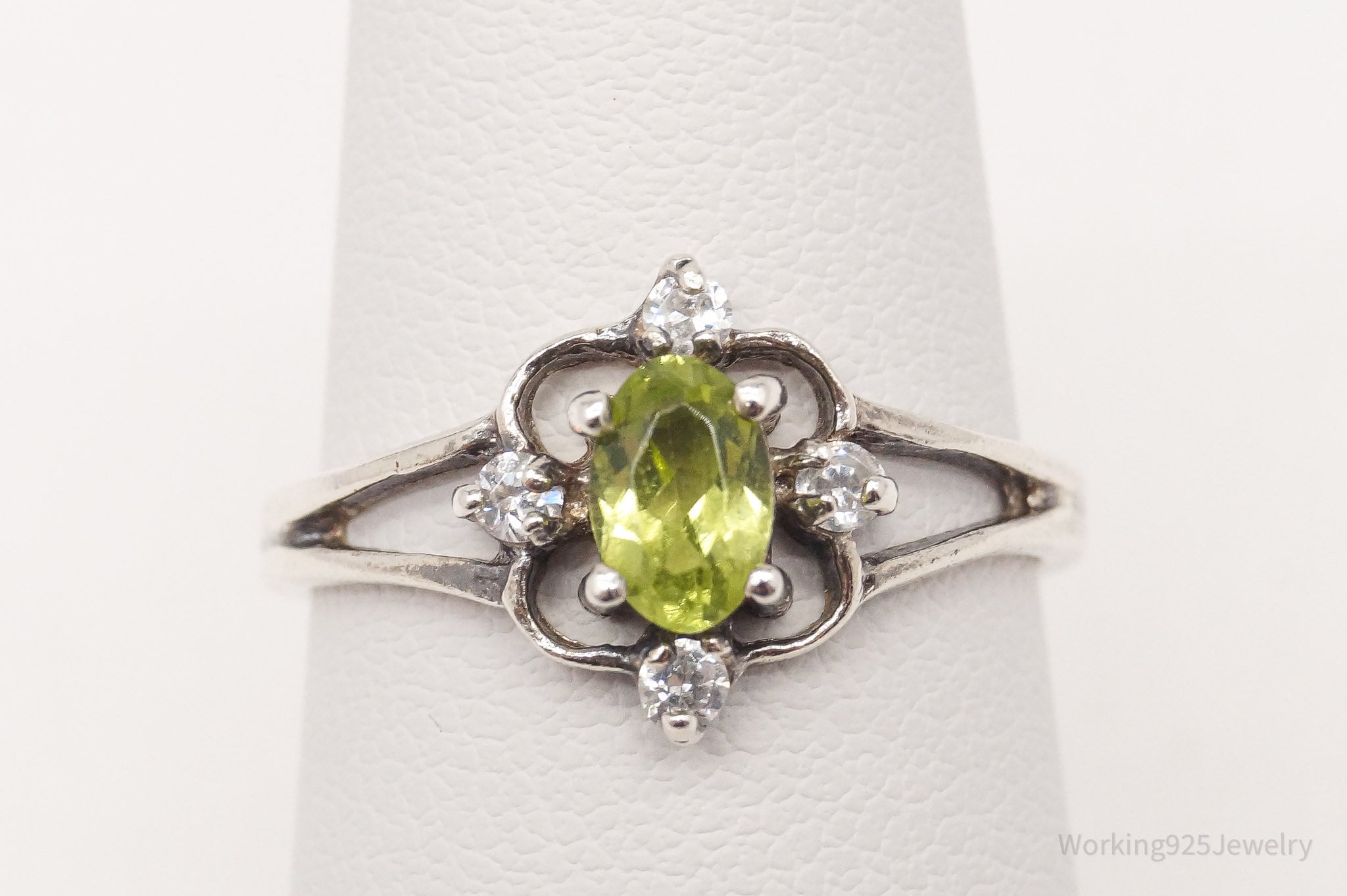 Vintage Peridot Cubic Zirconia Sterling Silver Ring - Size 7