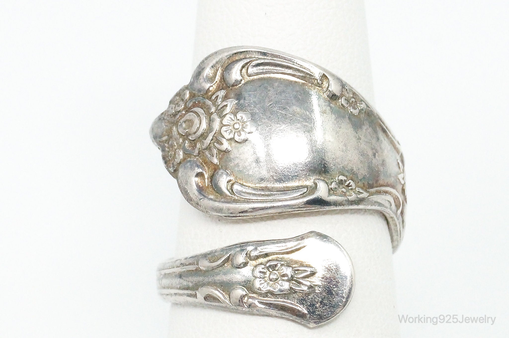 Vintage WM Rogers Silver Plate Floral Design Spoon Ring Size 7