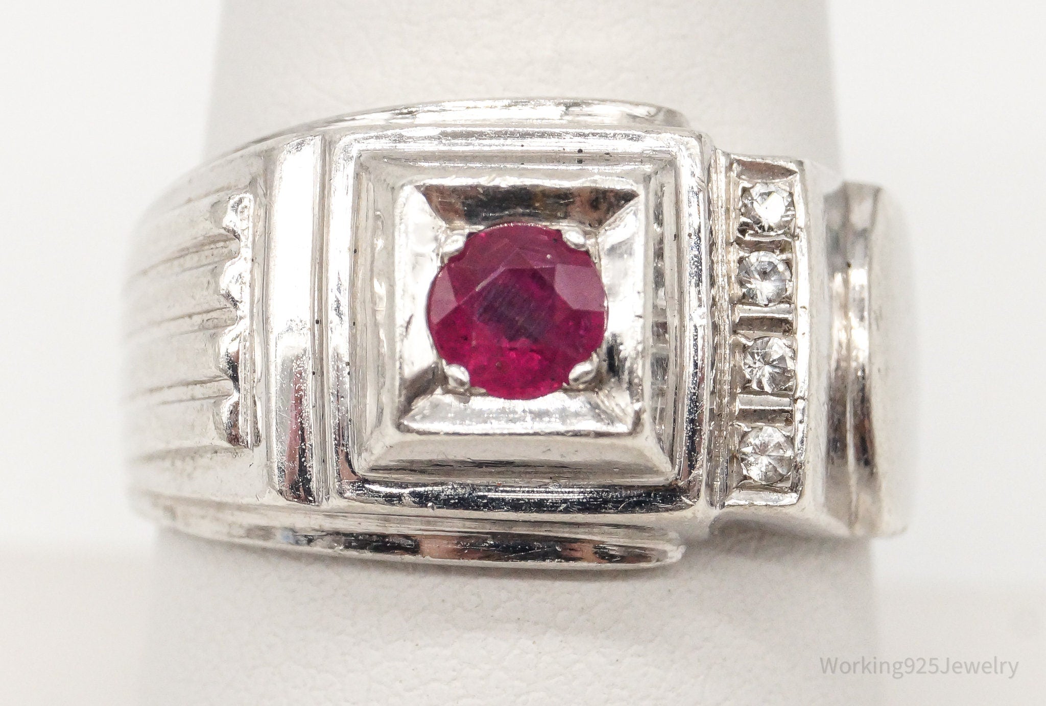 Vintage Ruby Cubic Zirconia Sterling Silver Band Ring - Size 8.5