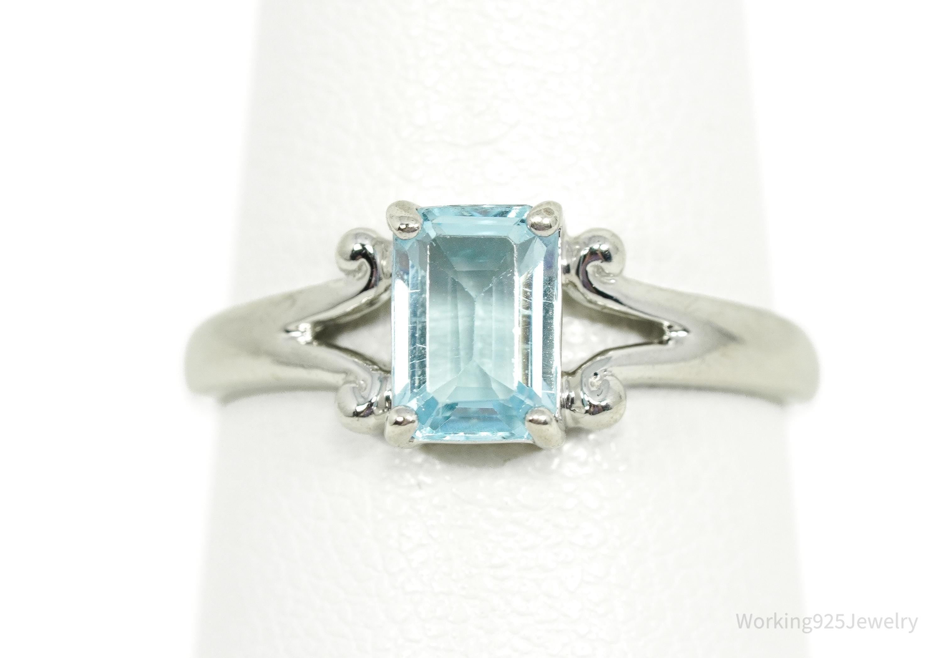 Vintage Ross Simons Blue Topaz Sterling Silver Ring - Size 7