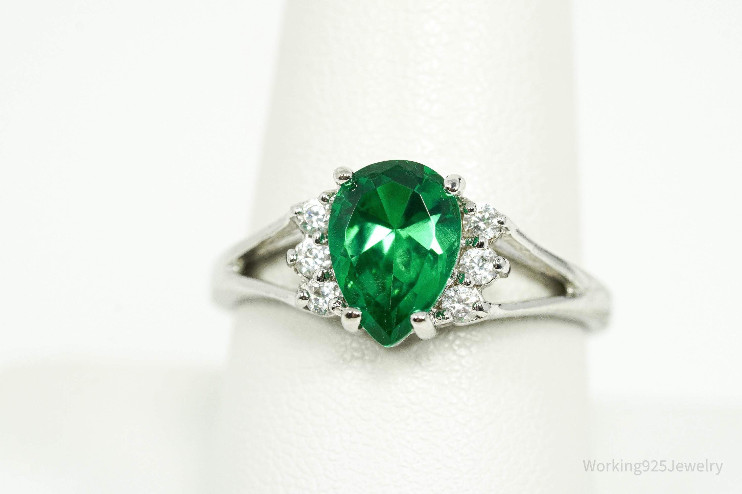 Vintage Faux Emerald Cubic Zirconia Sterling Silver Ring - Size 9.25