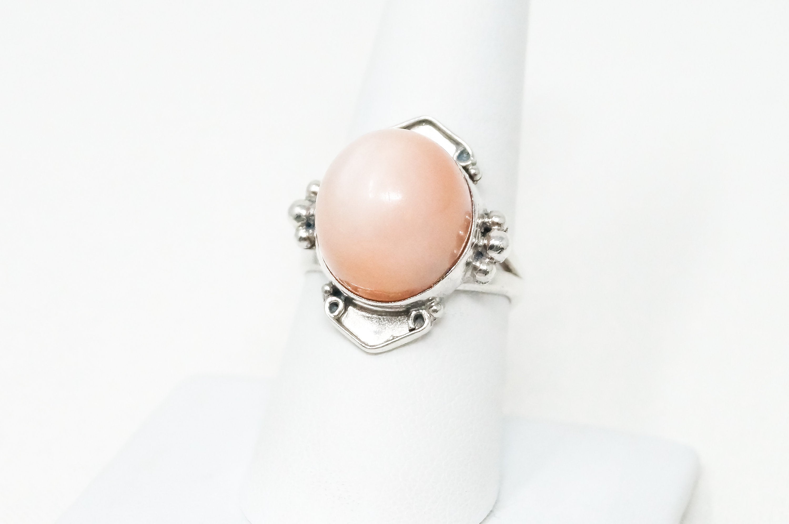Vintage Large Peach Mother Of Pearl Sterling Silver Ring - Sz 8.25 -784542964