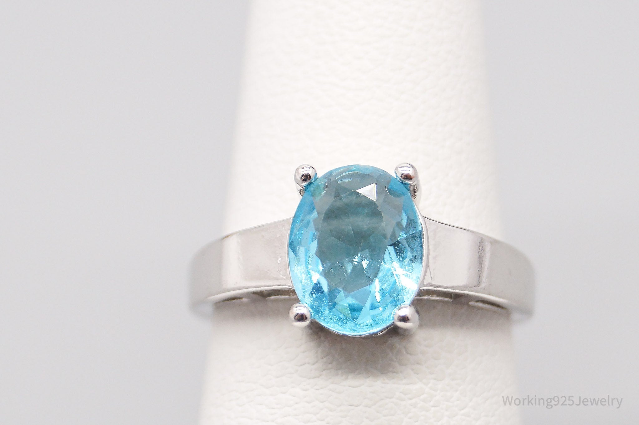 Vintage Blue Topaz Sterling Silver Ring - Size 5.75
