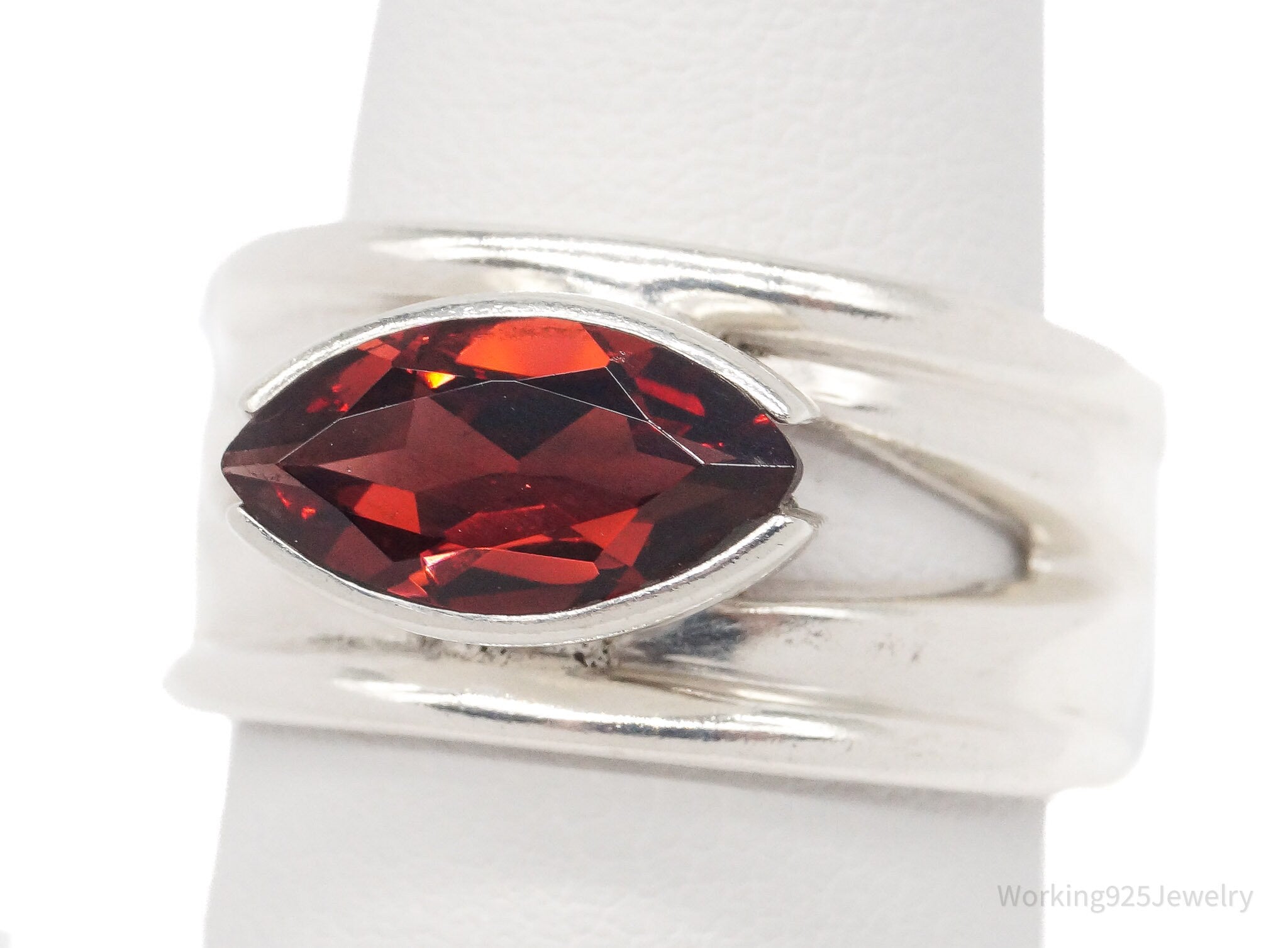 Vintage Garnet Sterling Silver Ring - Size 7.75
