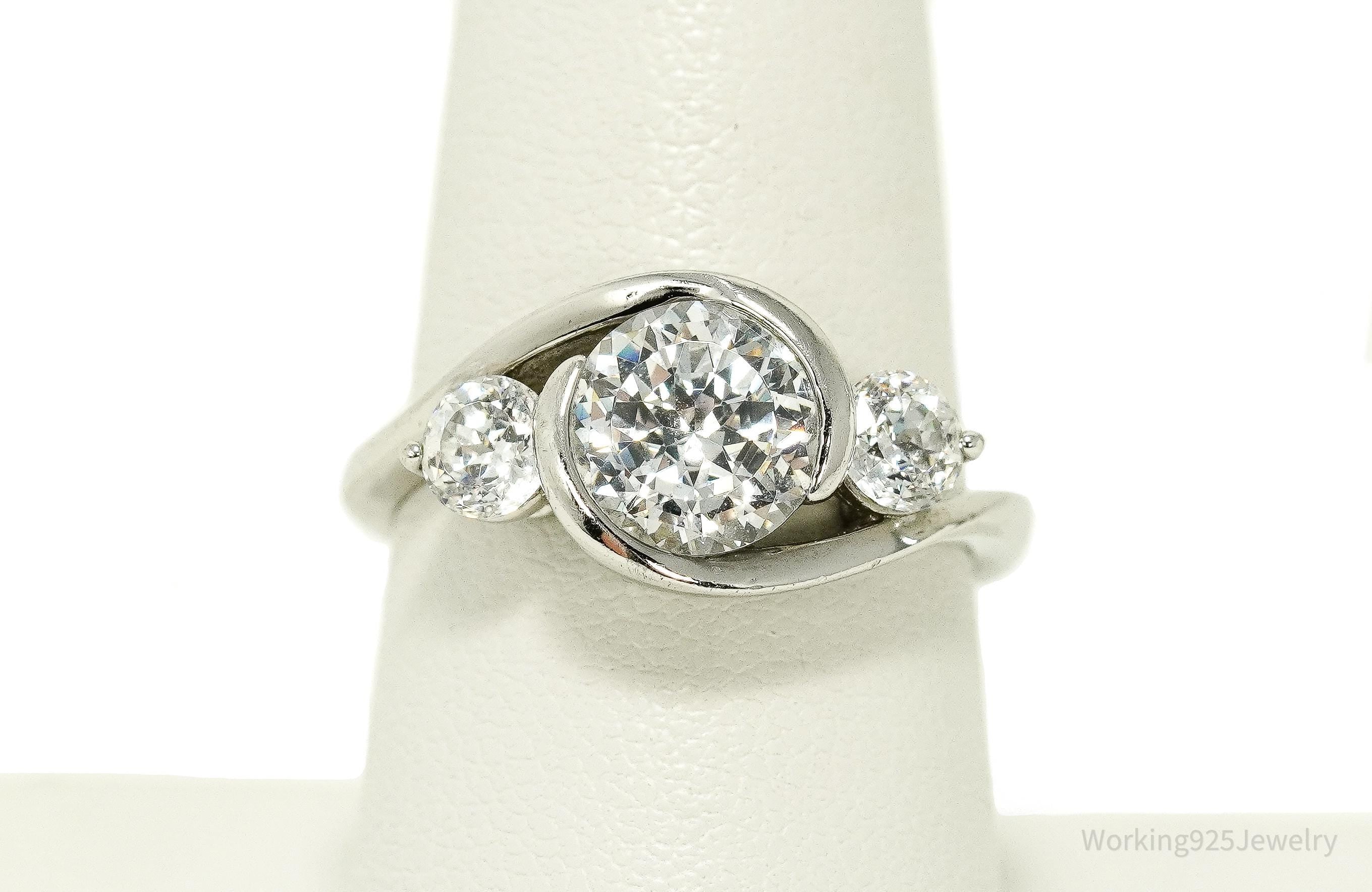 Vintage Cubic Zirconia Sterling Silver Ring - Size 8