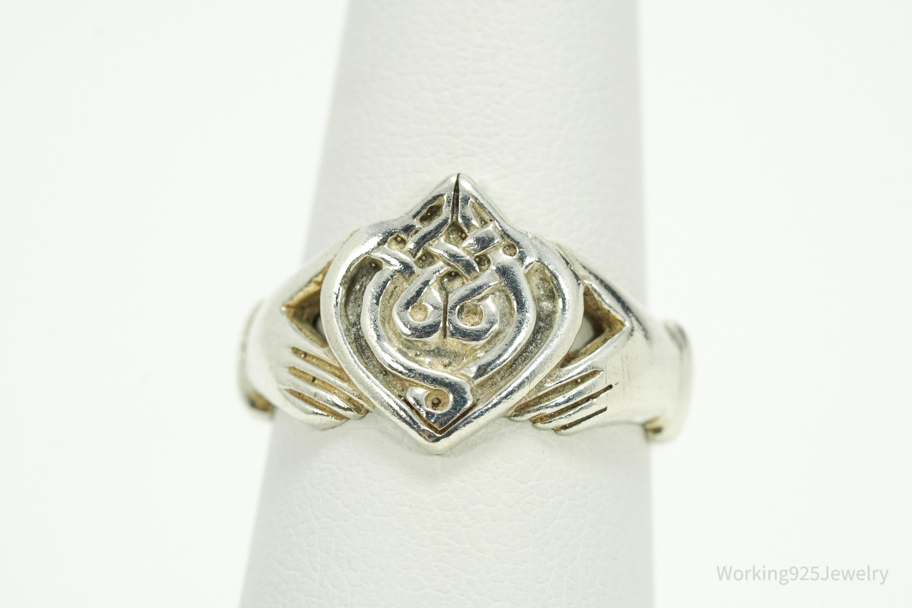 Vintage Irish Claddagh Sterling Silver Ring - Size 7.25