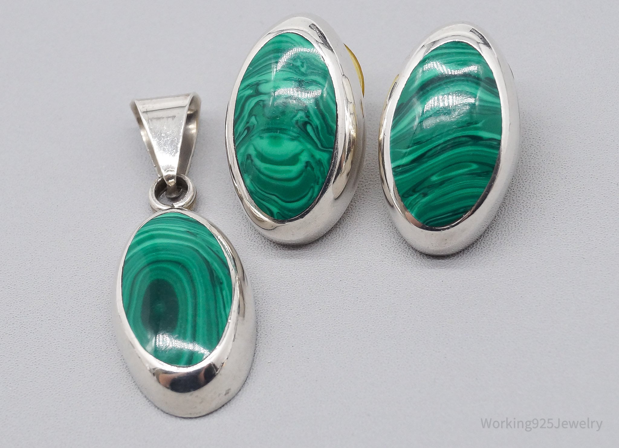 Vintage Taxco Mexico Malachite Sterling Silver Earrings & Pendant Set