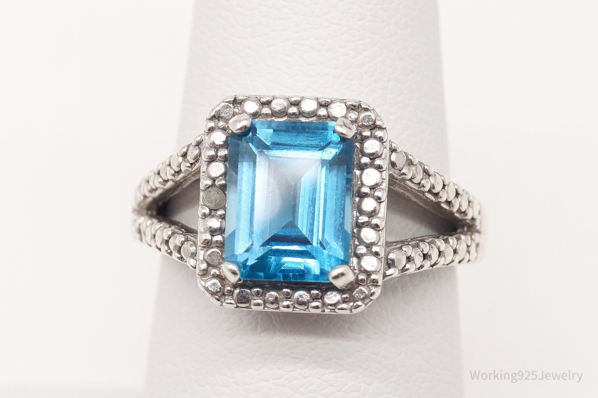 Vintage Blue Topaz Single Diamond Sterling Silver Ring - Size 7