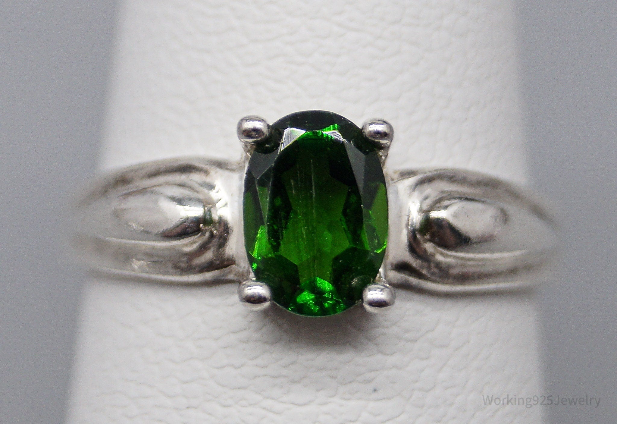 Vintage JTV UTC Green Chrome Diopside Sterling Silver Ring - Size 6