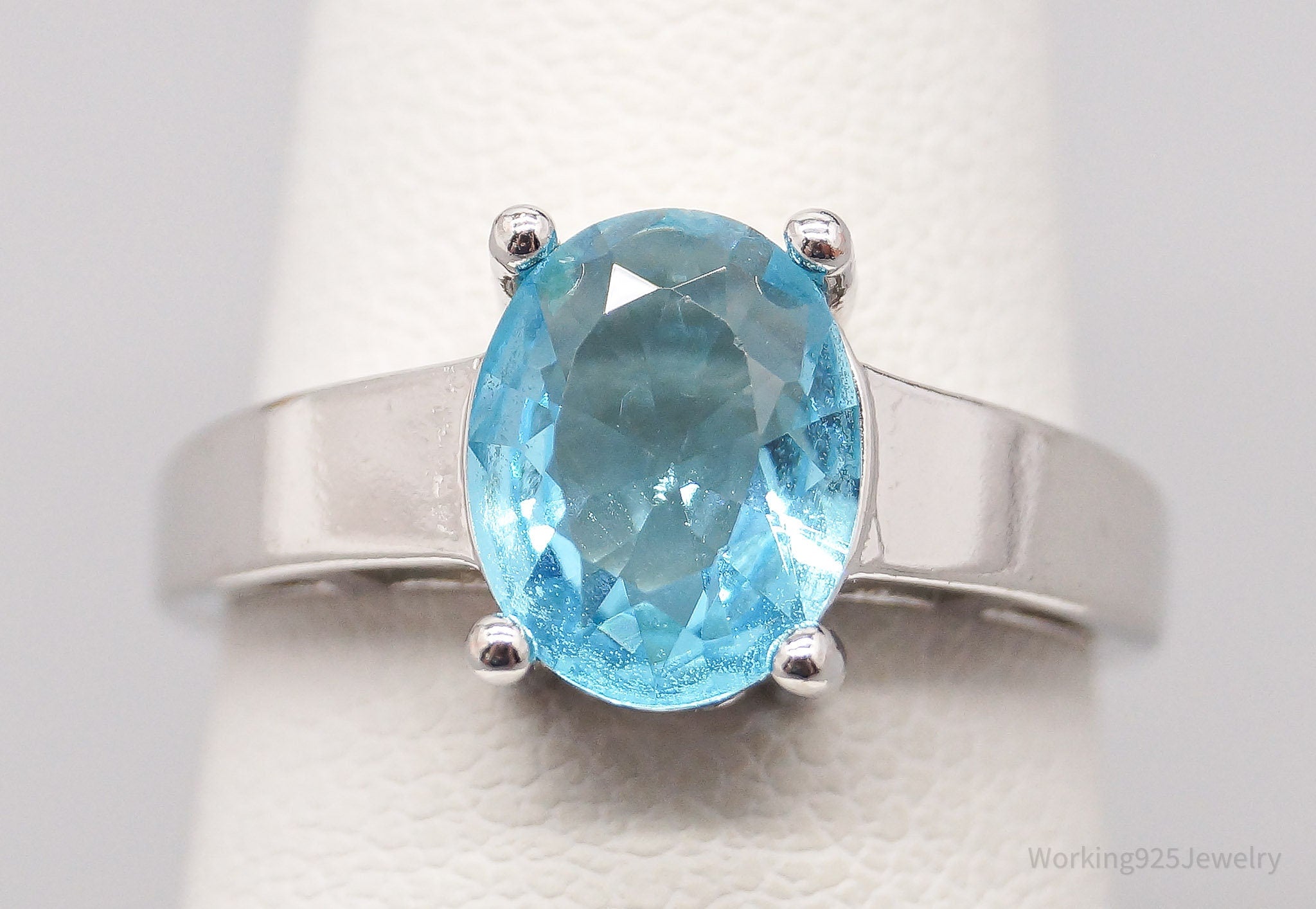 Vintage Blue Topaz Sterling Silver Ring - Size 5.75