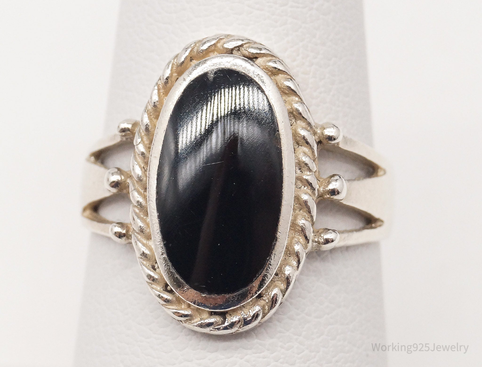 Vintage Southwestern Style Black Onyx Sterling Silver Ring Size 6.75