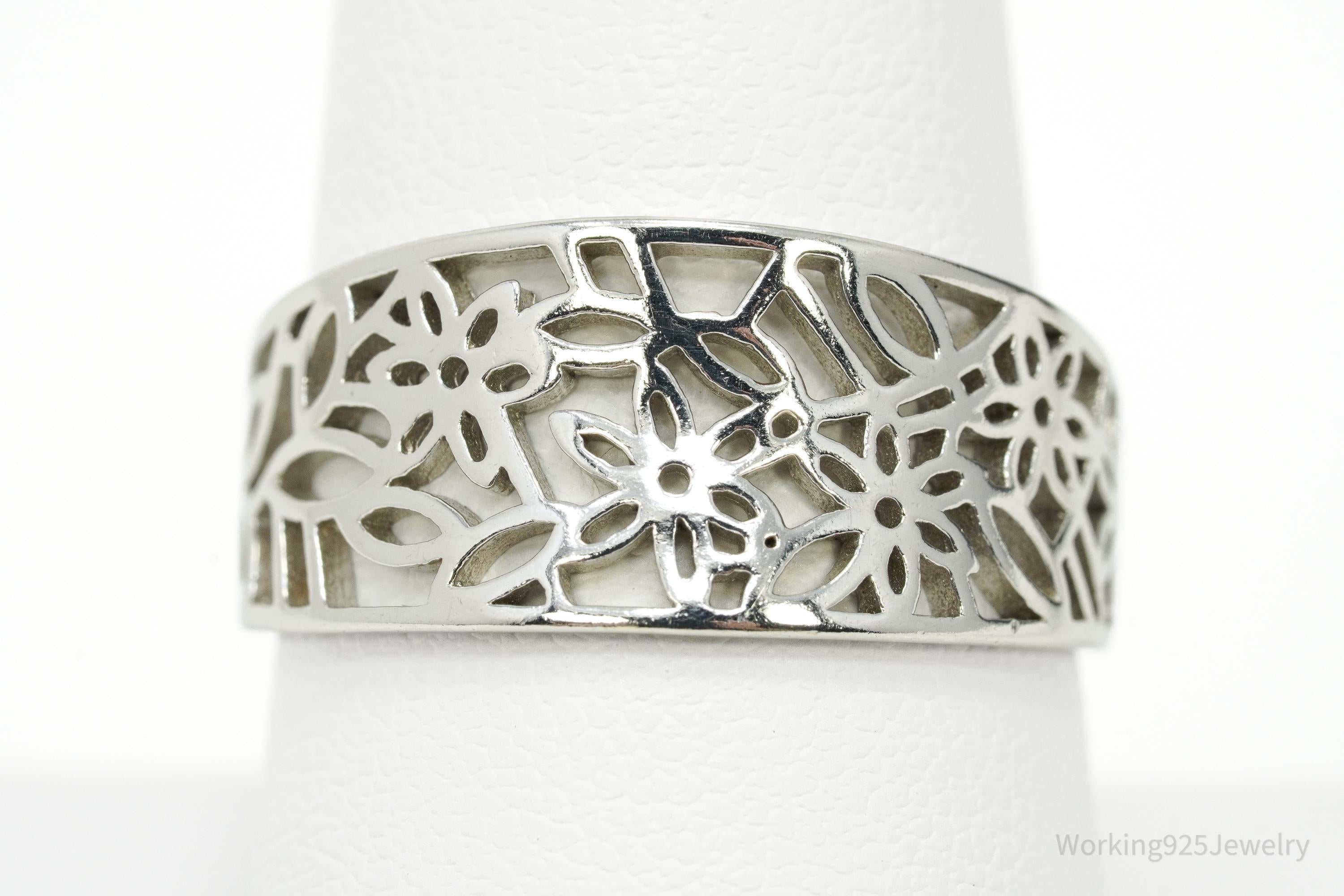 Vintage Cut Out Flowers Design Sterling Silver Ring - Size 8.75