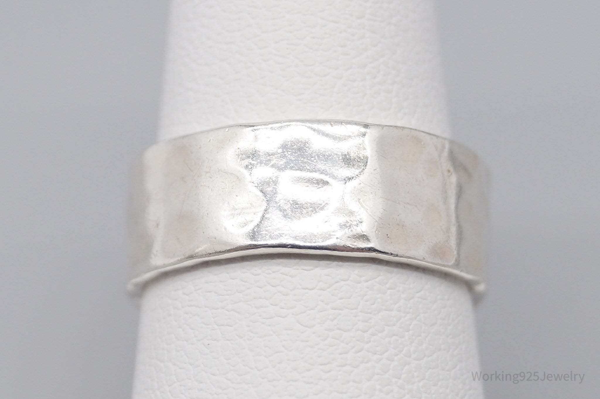 Vintage Mexico Modernist Hammered Style Sterling Silver Band Ring - Size 7