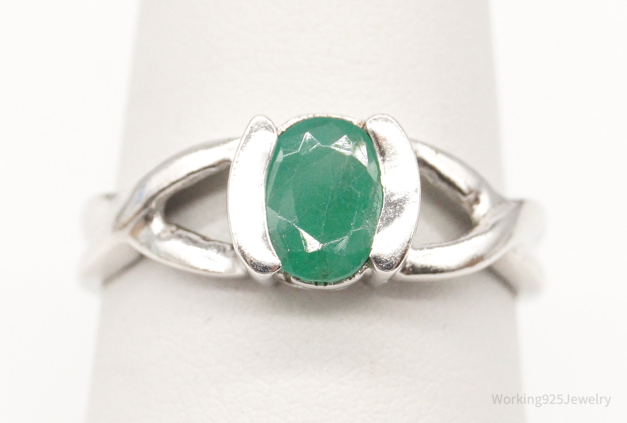 Vintage Emerald Sterling Silver Ring - Size 6.75
