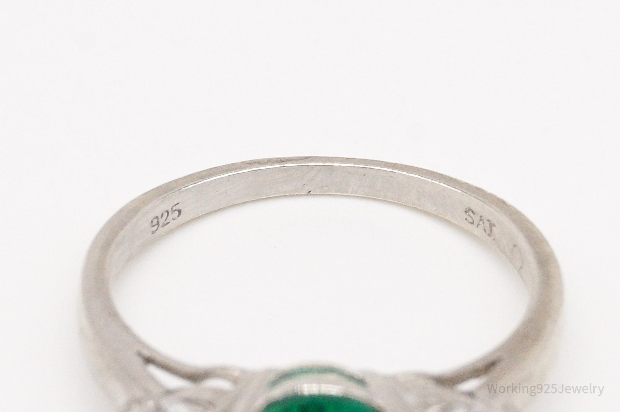 Vintage SAI Lab Emerald White Sterling Silver Ring - Size 7.75