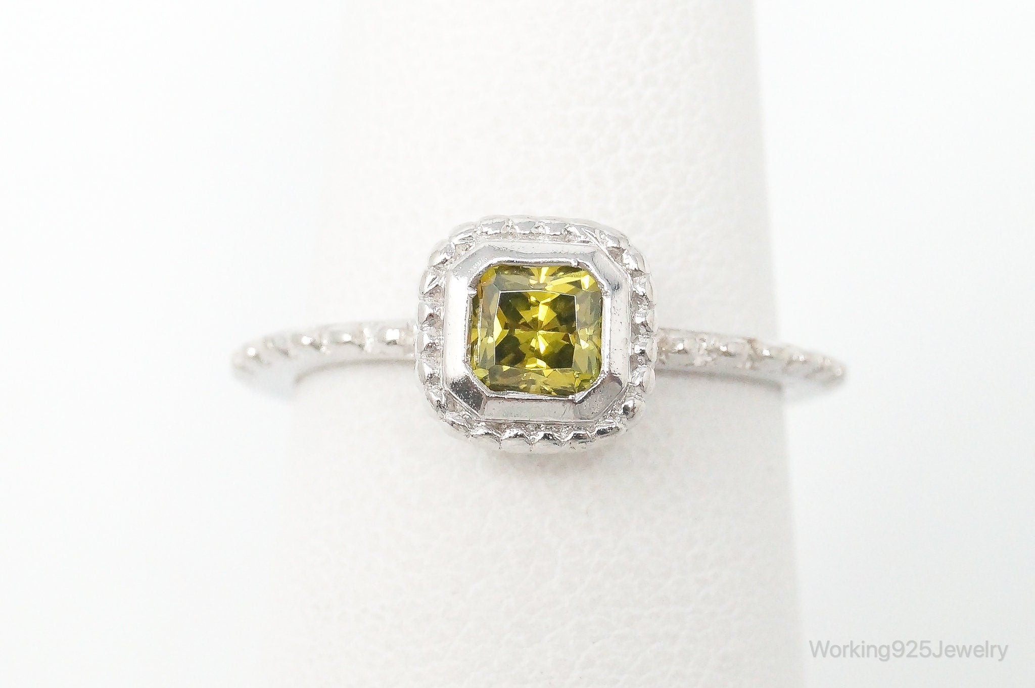 Designer Joseph Esposito Green Cubic Zirconia Sterling Silver Ring Size 5.25