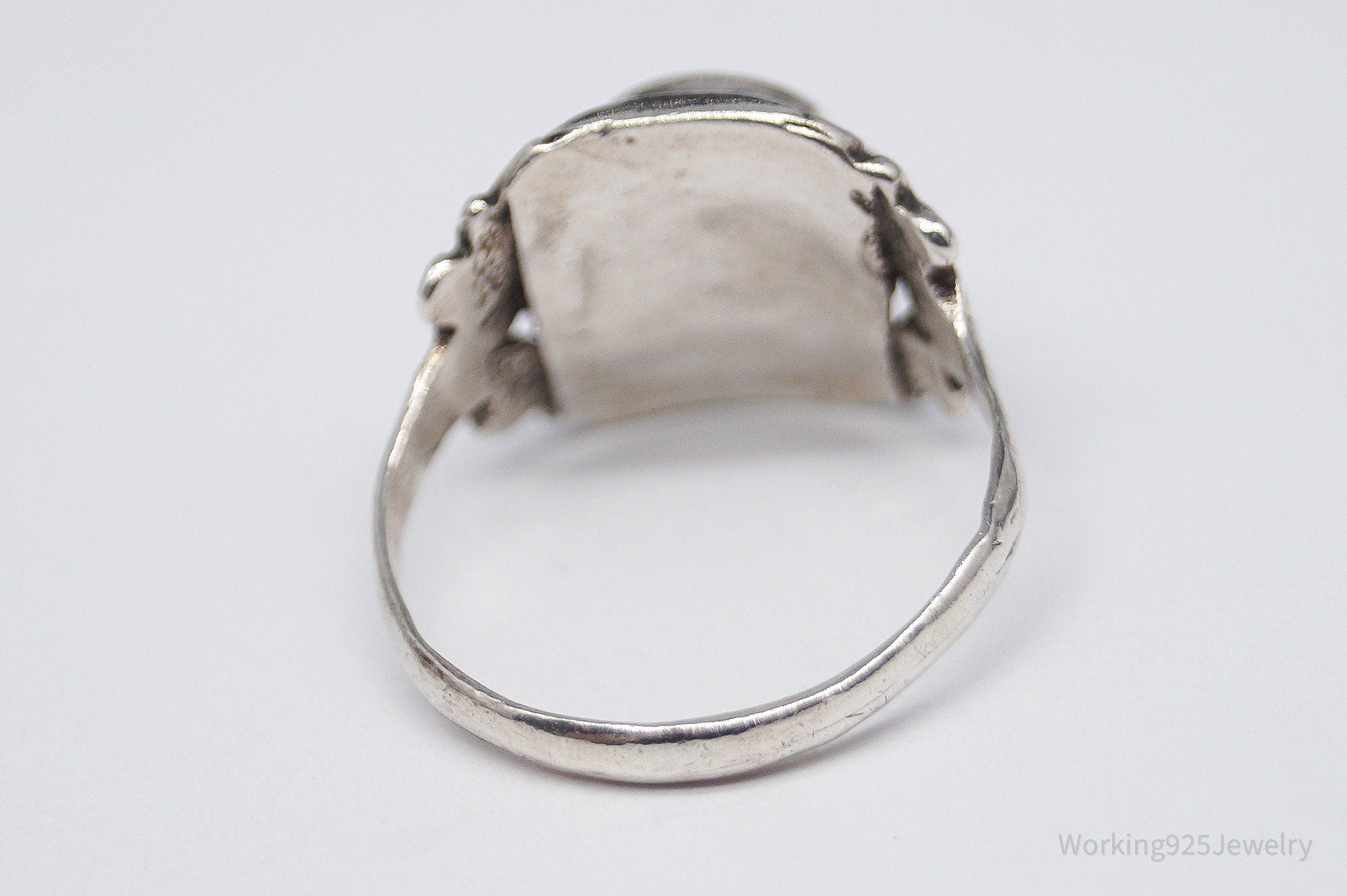 Vintage Wood & Cream Stone Inlay Yin Yang Silver Ring - Size 8