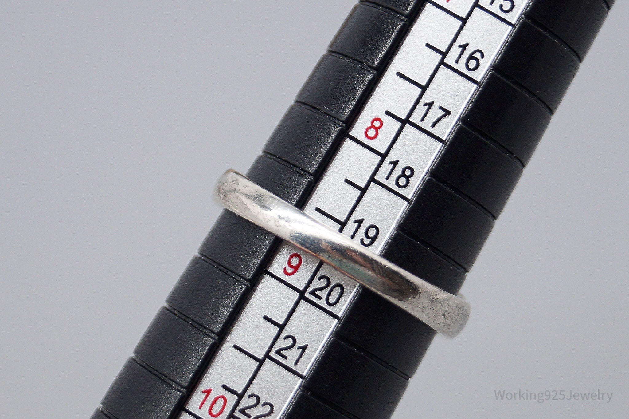 Vintage Irish Heart Claddagh Sterling Silver Ring - Size 8.75