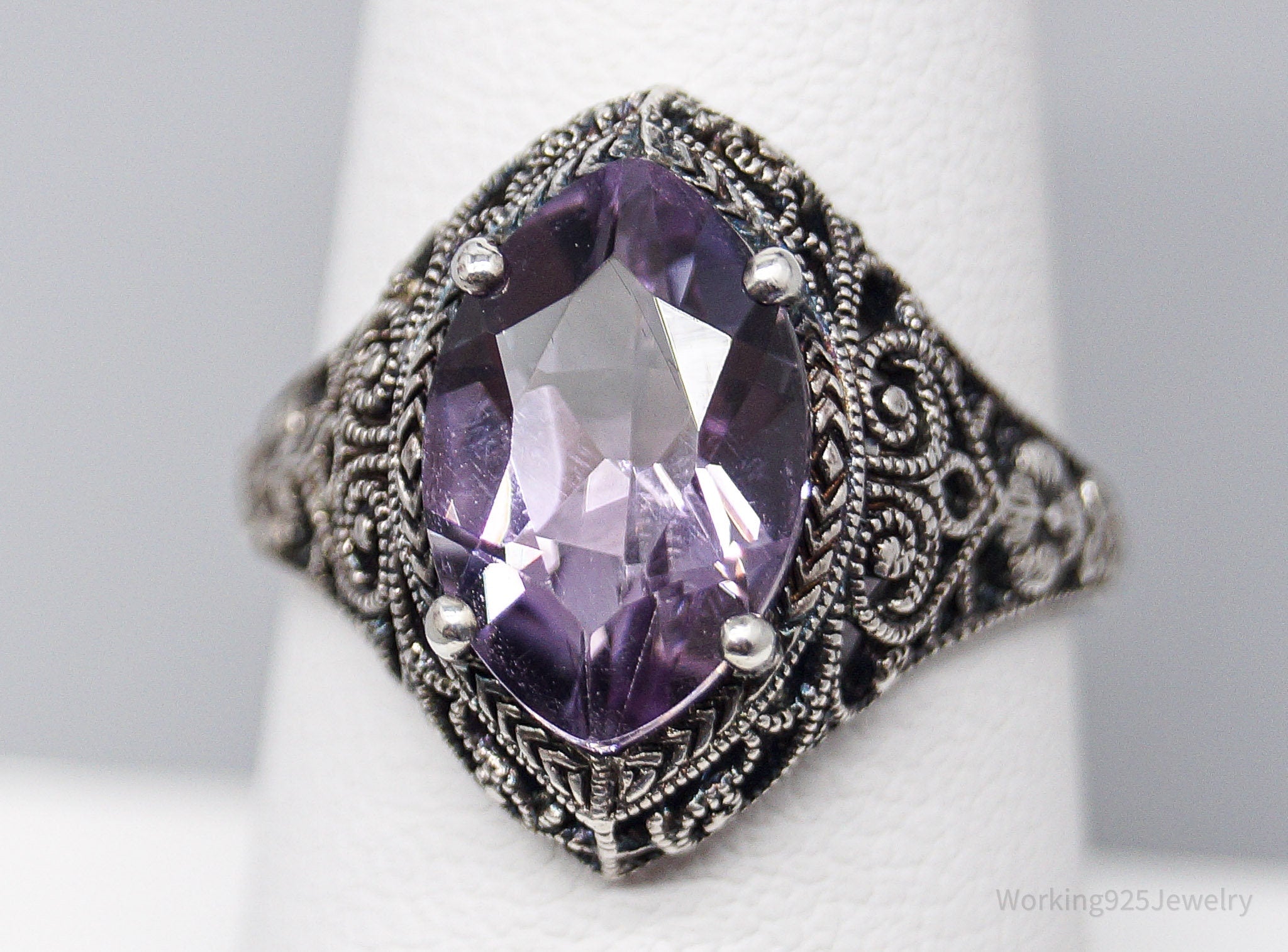 Vintage Amethyst Ornate Sterling Silver Ring - Size 8