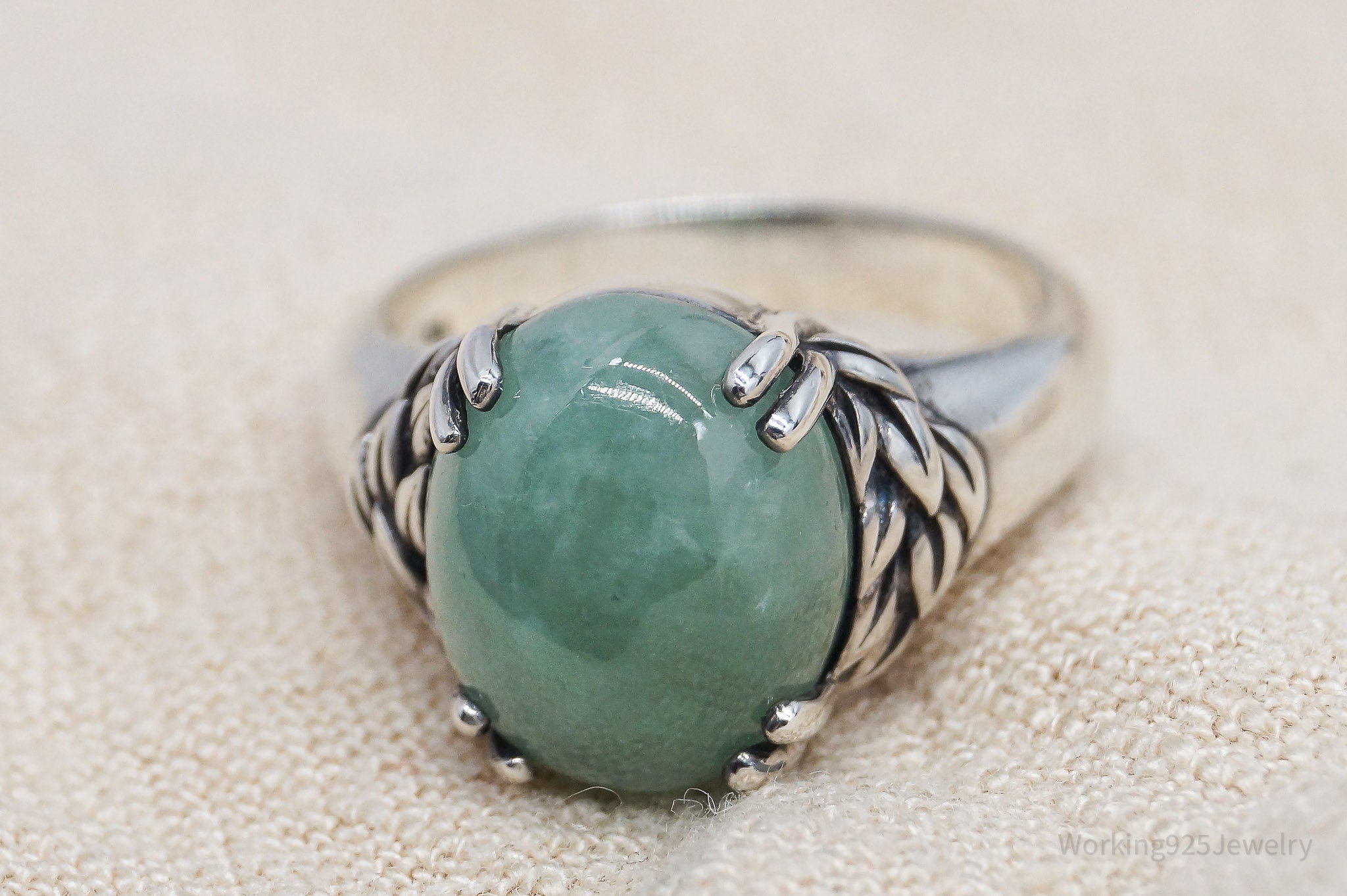 Vintage CNA Green Jade Sterling Silver Ring - Size 6