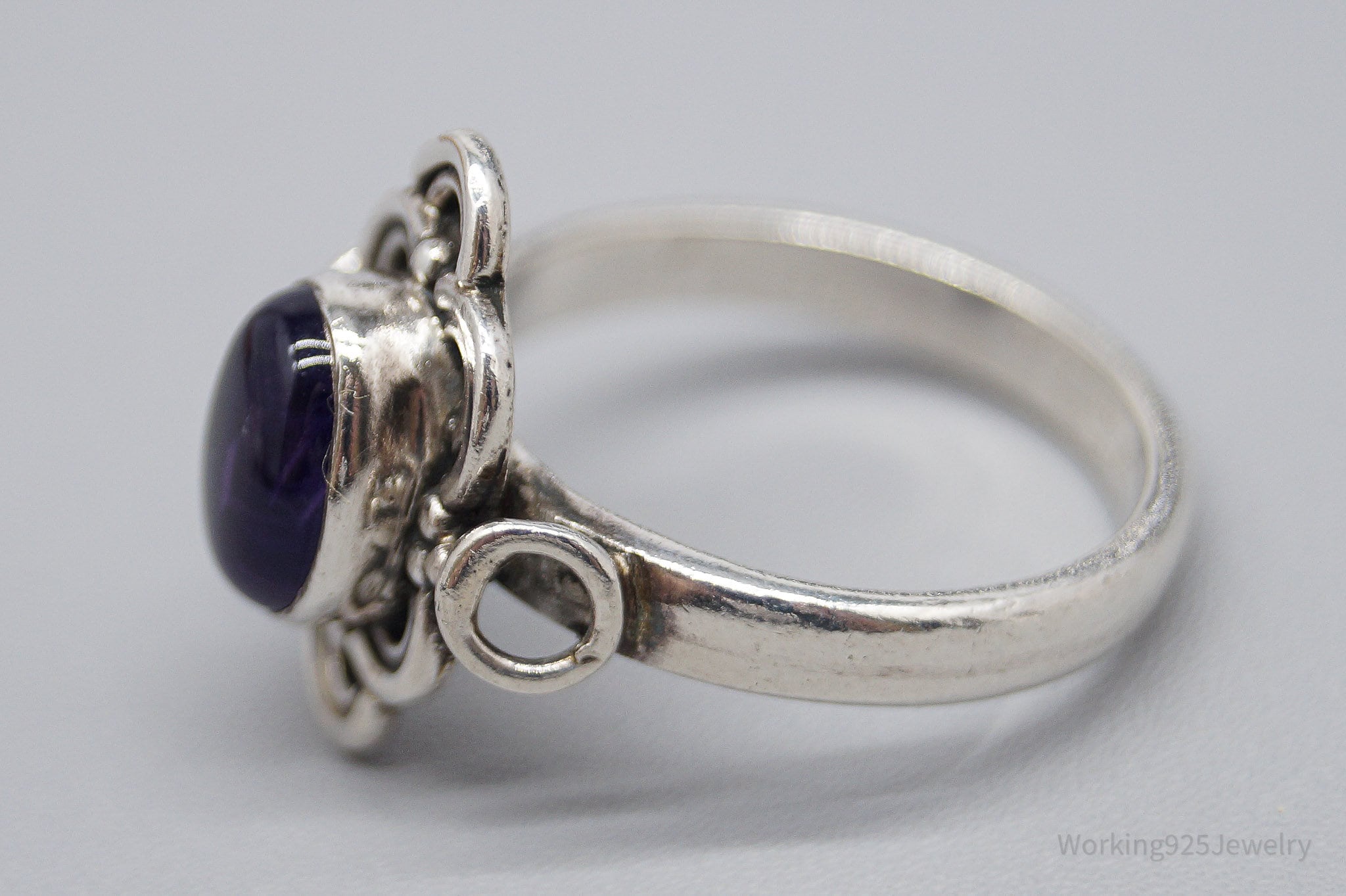 Vintage Amethyst Silver Ring - Size 6.5