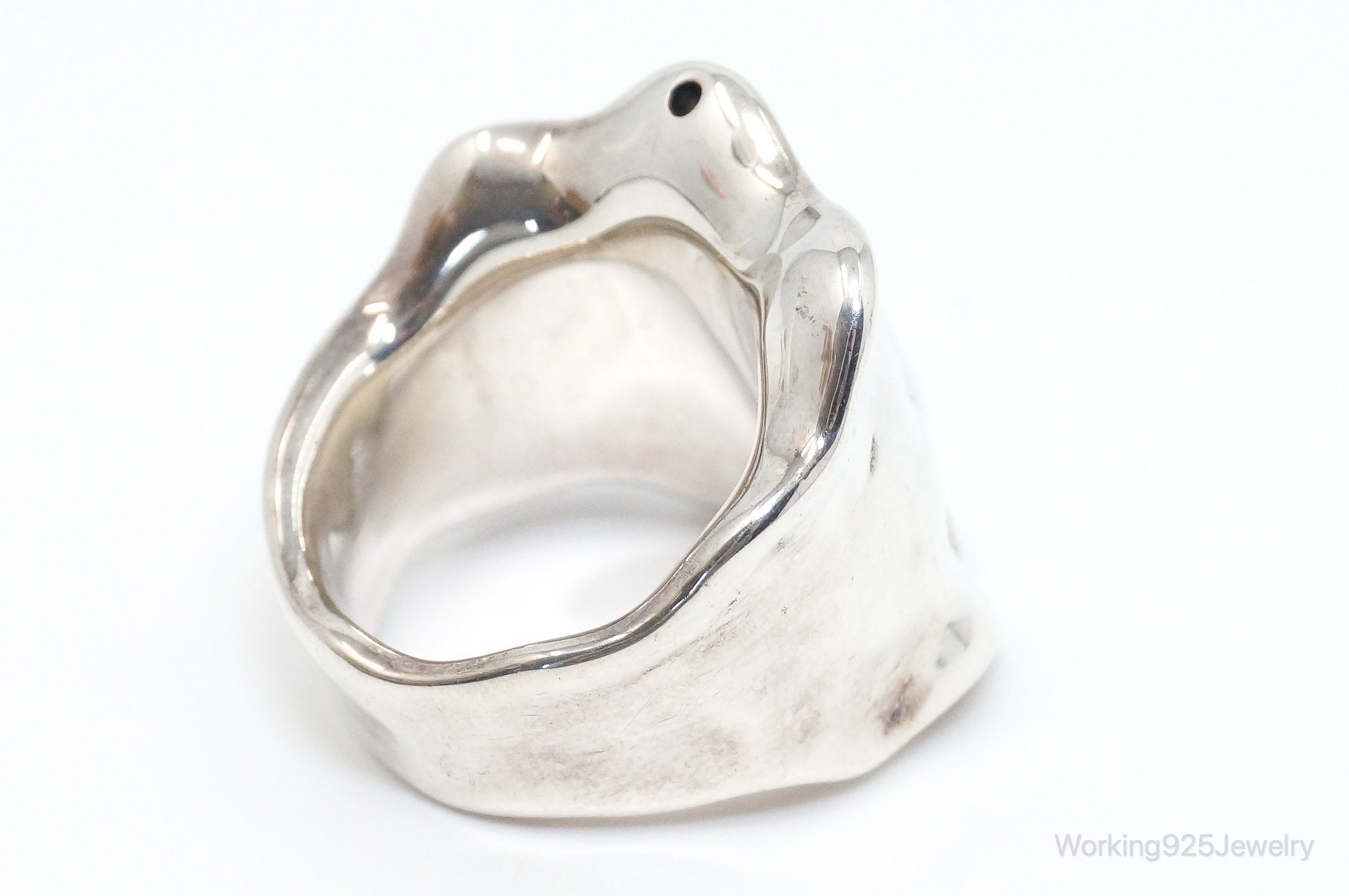 Vintage Thai Hammered Modern Sterling Silver Ring - Size 8