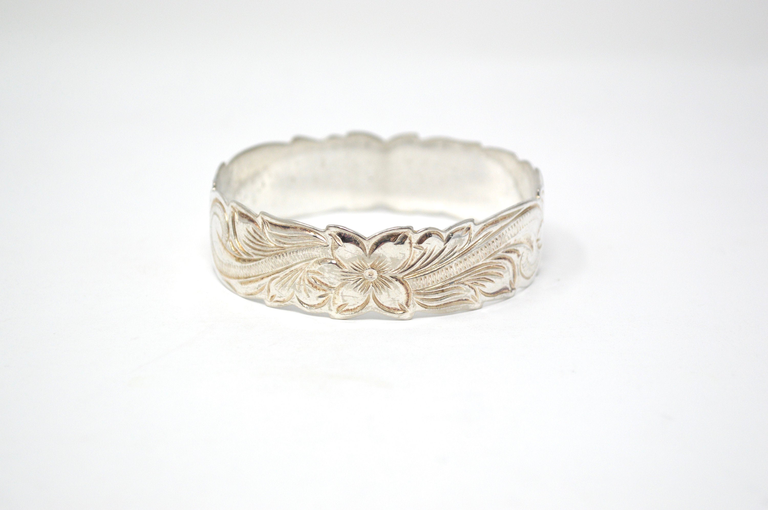 Vintage Floral Flower Pattern Carved Sterling Silver Bangle Bracelet