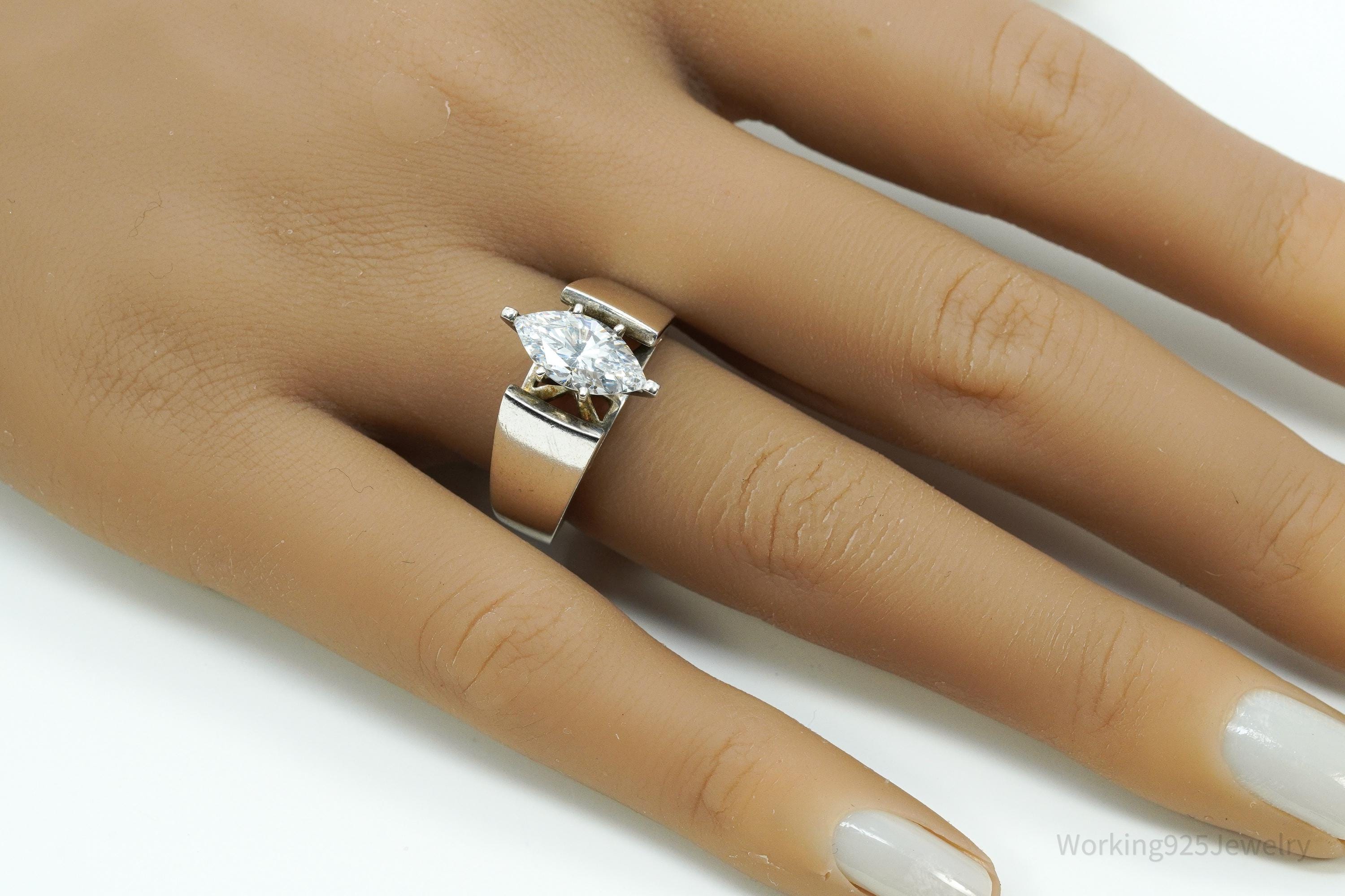 Vintage Diamonique DQCZ Sterling Silver Ring - Size 8