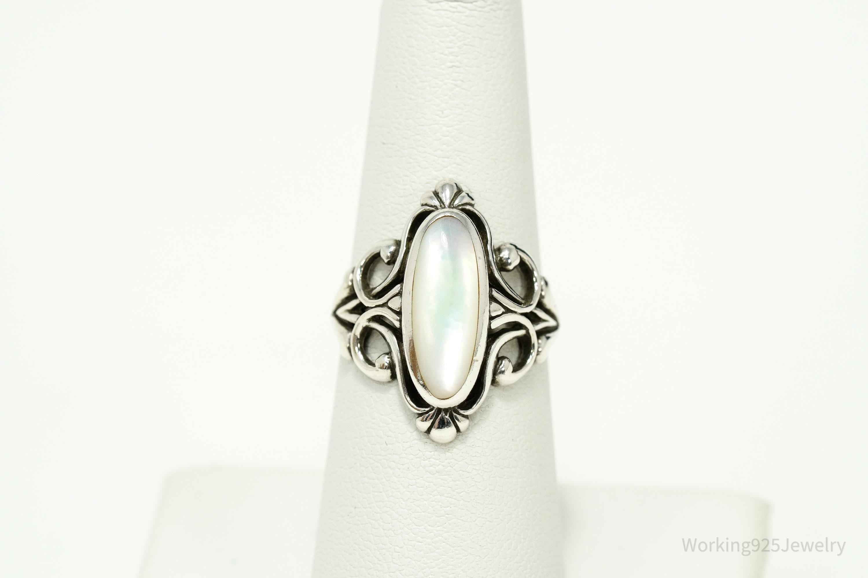 Vintage Designer Kabana Mother Of Pearl Sterling Silver Ring - Size 7