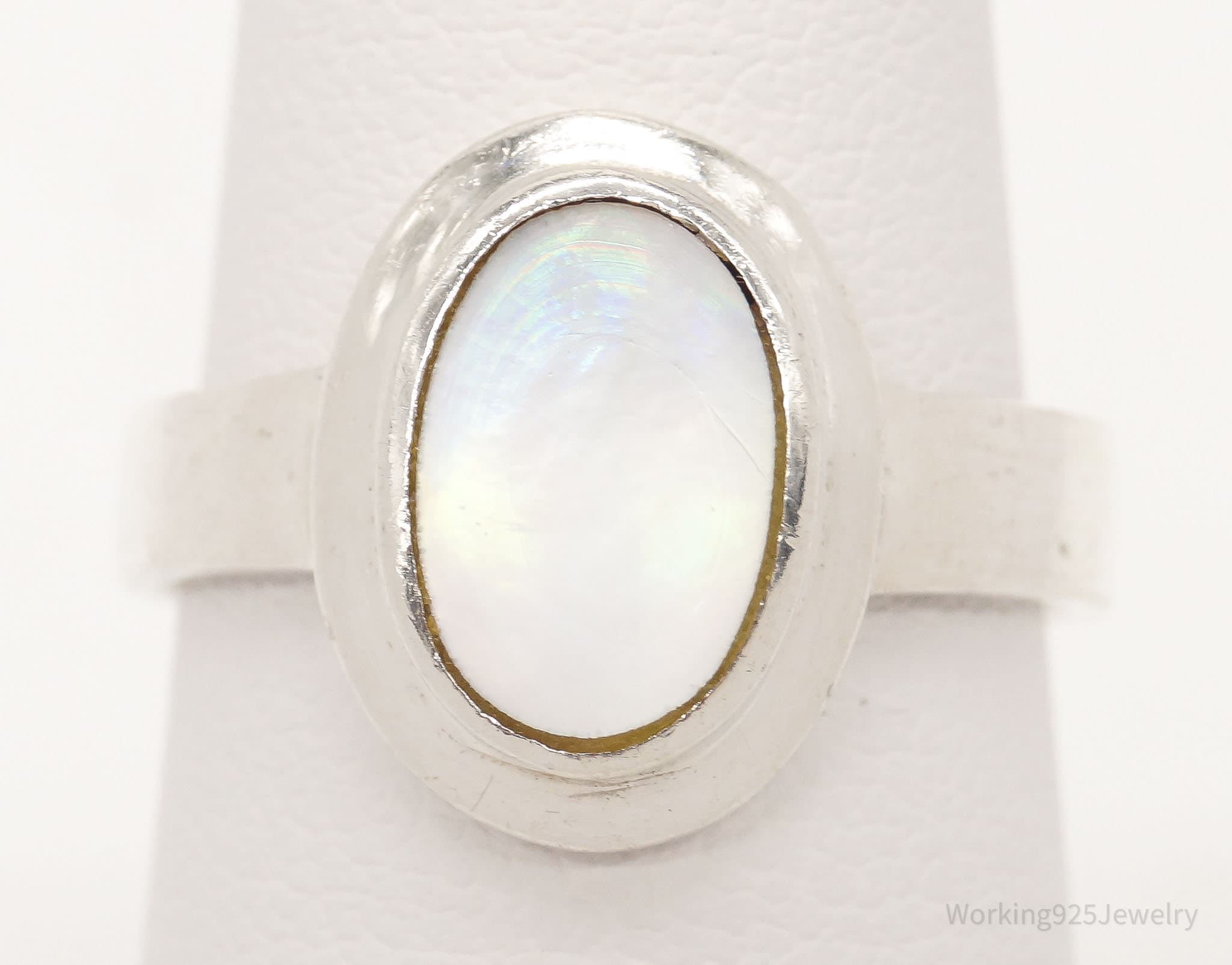 Vintage Mother Of Pearl Sterling Silver Ring - Size 7.5