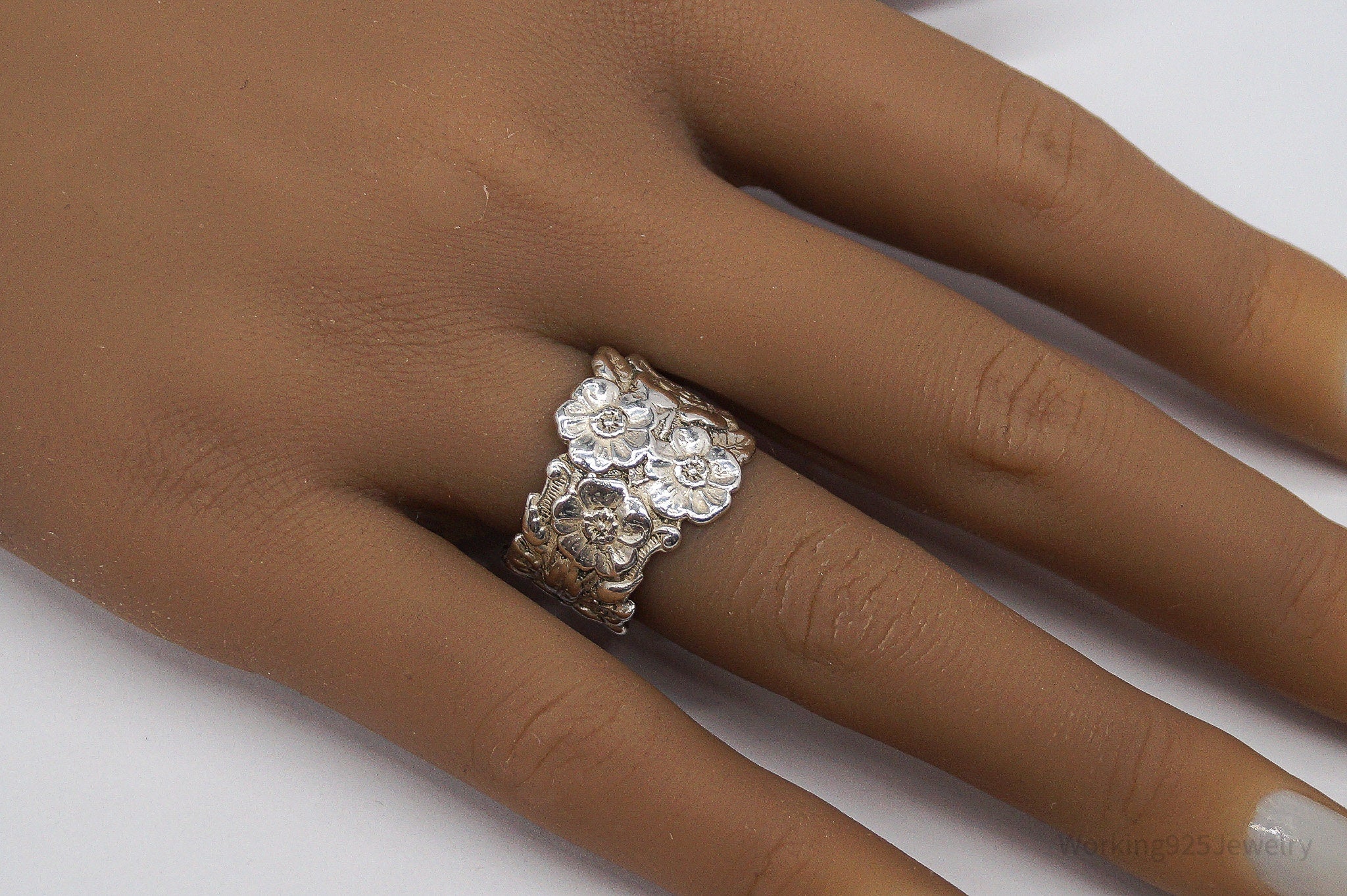 Antique Designer Paille Floral Pattern Sterling Silver Ring - Size 7.75