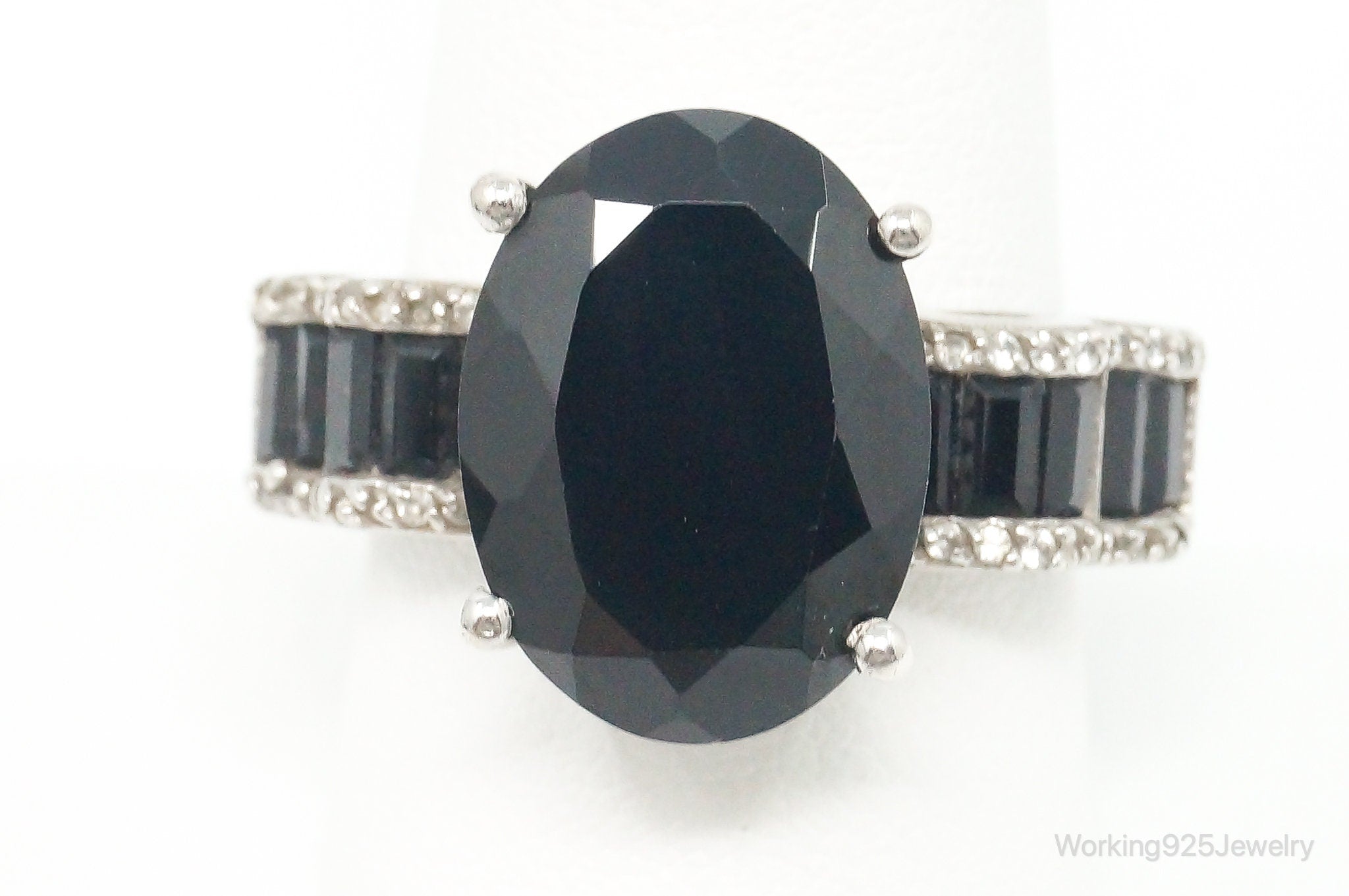 Vintage Large Black Onyx Cubic Zirconia Sterling Silver Ring - Size 9.25