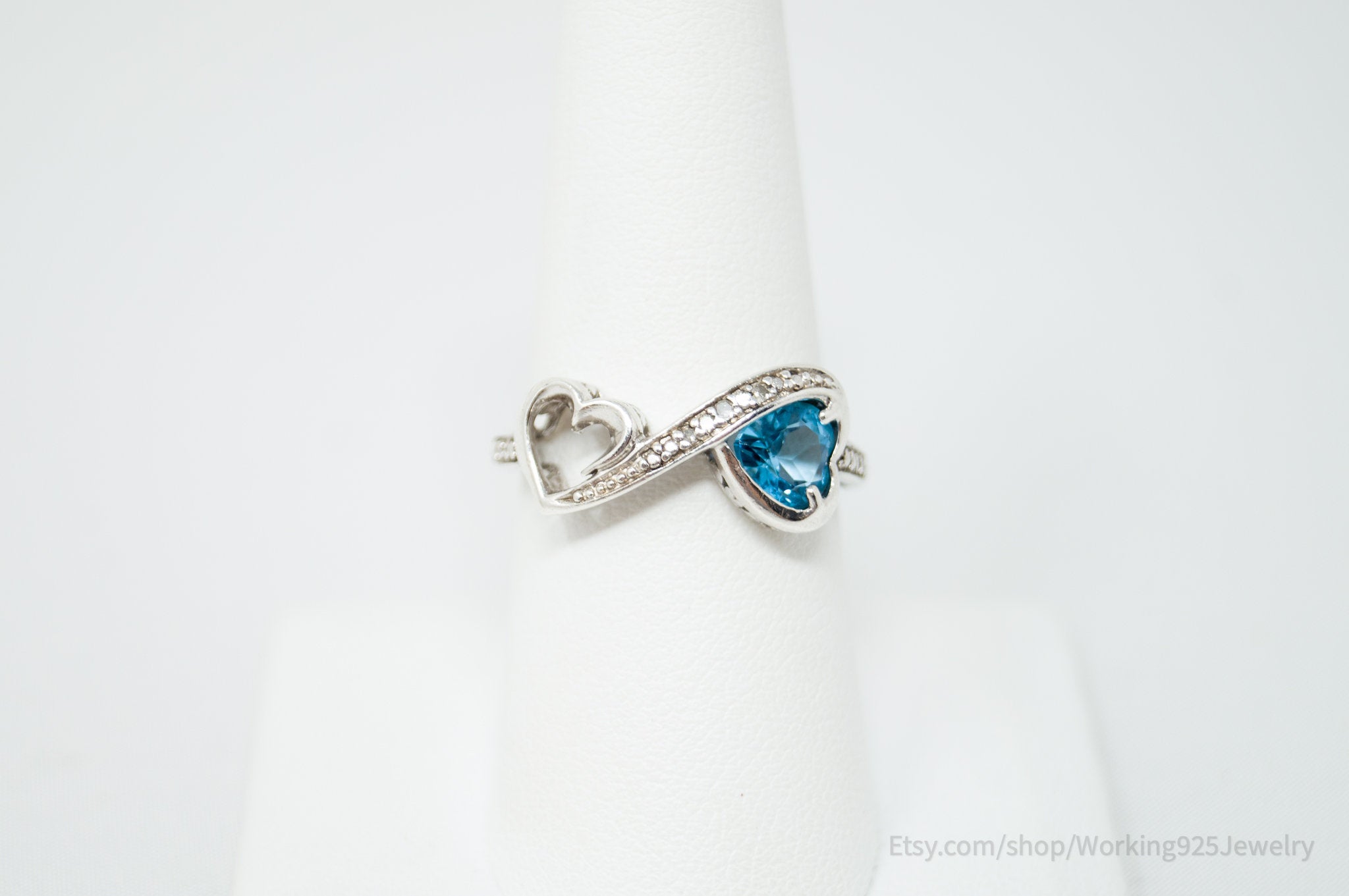 Vintage Open Hearts Forever Diamond Blue Topaz Sterling Silver Ring - Size 7.75