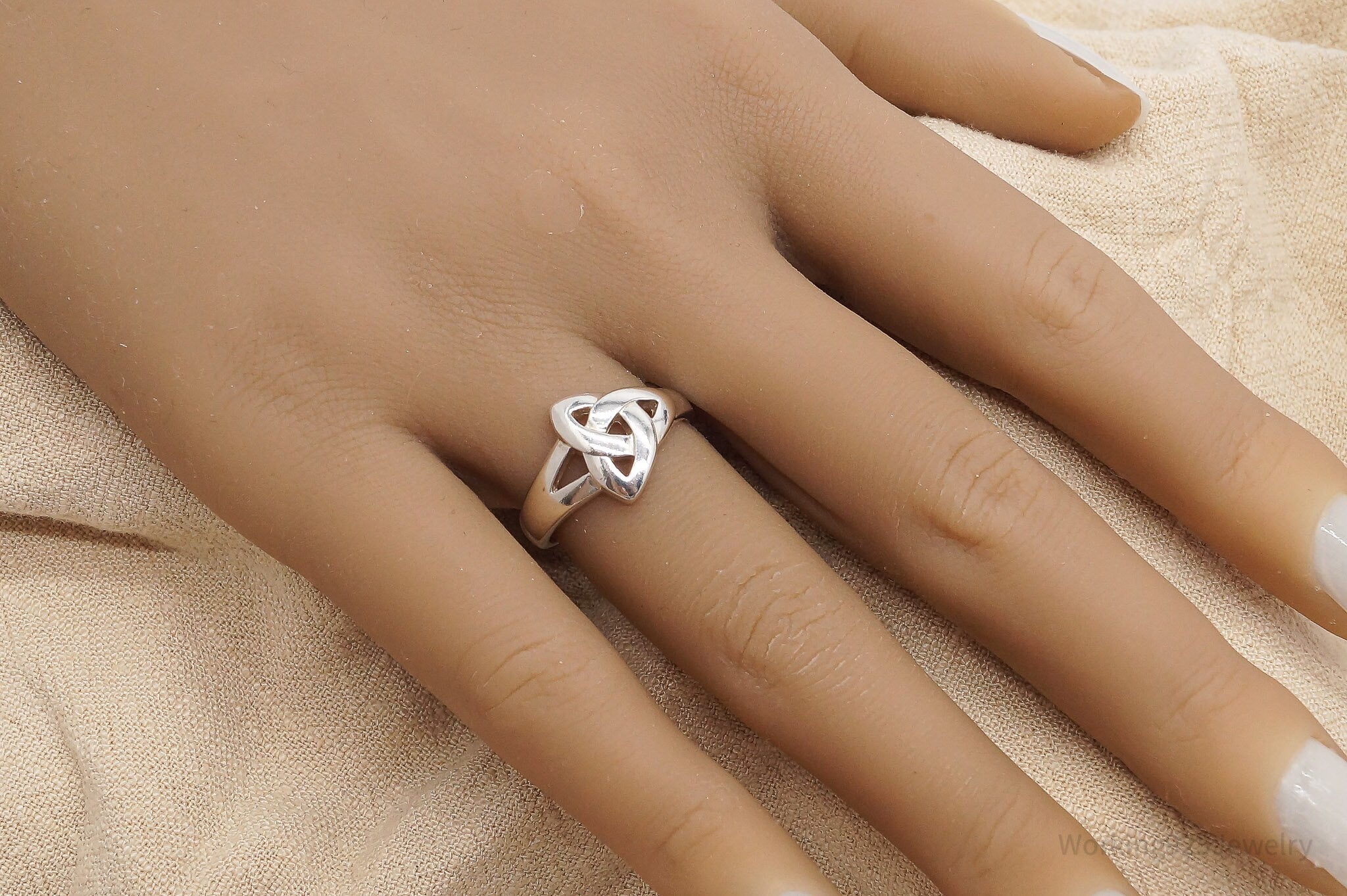 Vintage Irish Designer Trinity Celtic Knot Sterling Silver Ring - Size 7