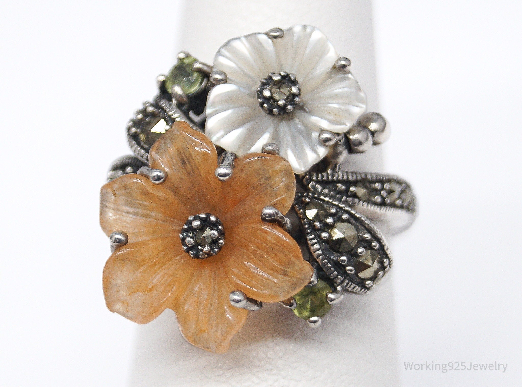 Vintage Jade Mother of Pearl Marcasite Peridot Sterling Silver Ring Size 6