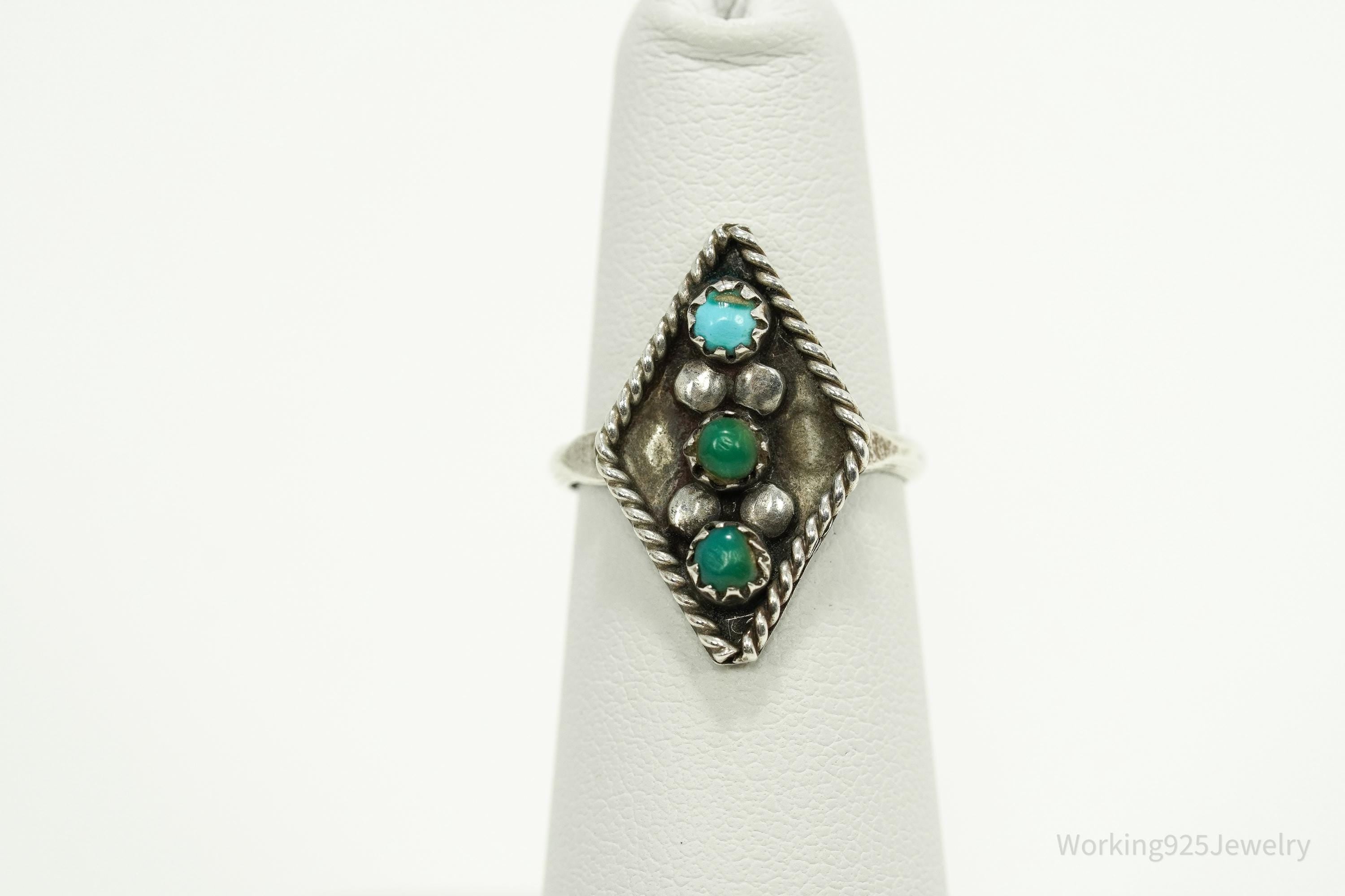 Vintage Handmade Native American Turquoise Unsigned Silver Ring - Size 5.75